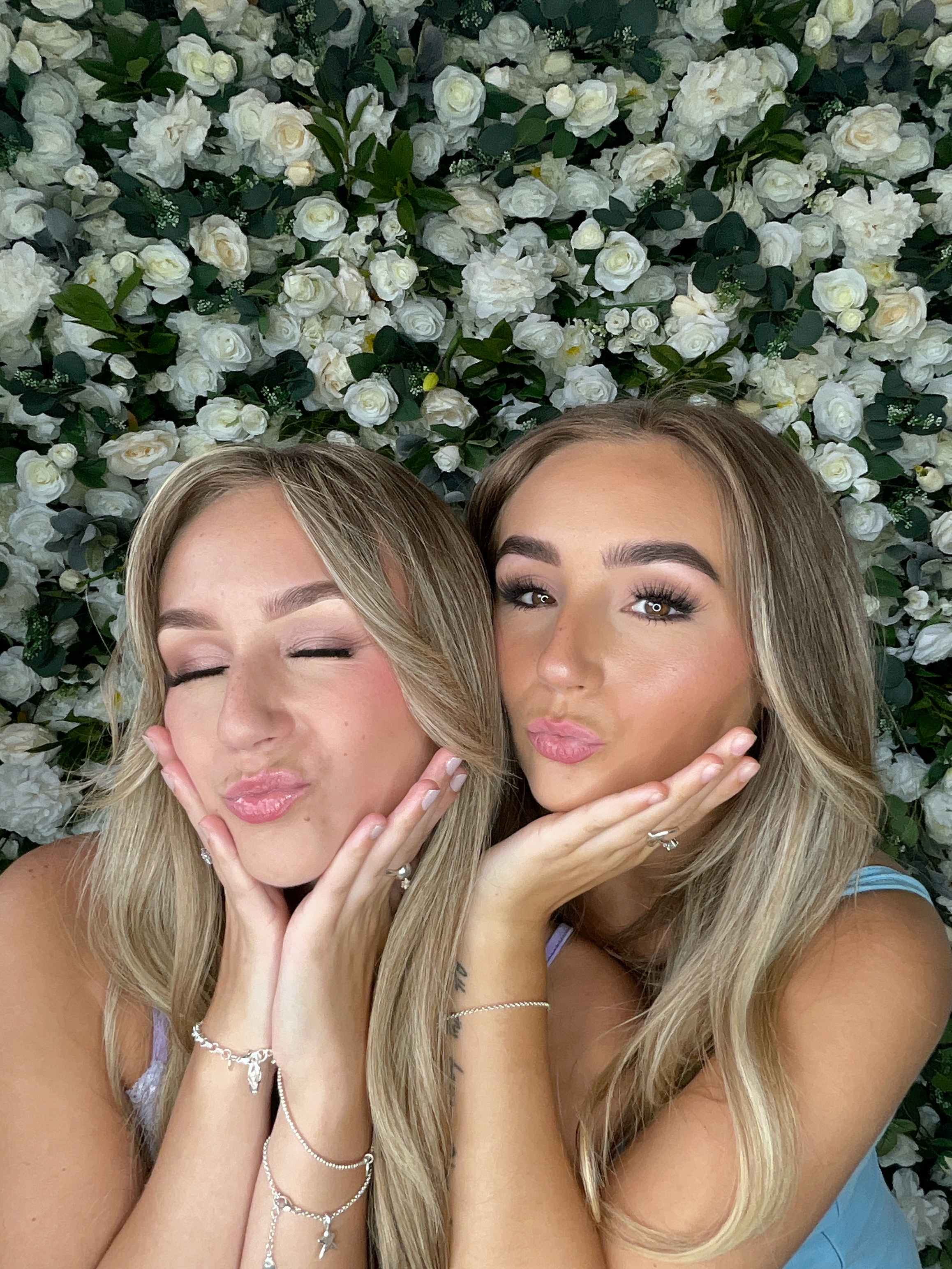 Kian & Elly Photo booth images  | View more photos from the event at gallery.magicimages.uk/u/MagicImages/Kian-Elly-Photo-booth-images