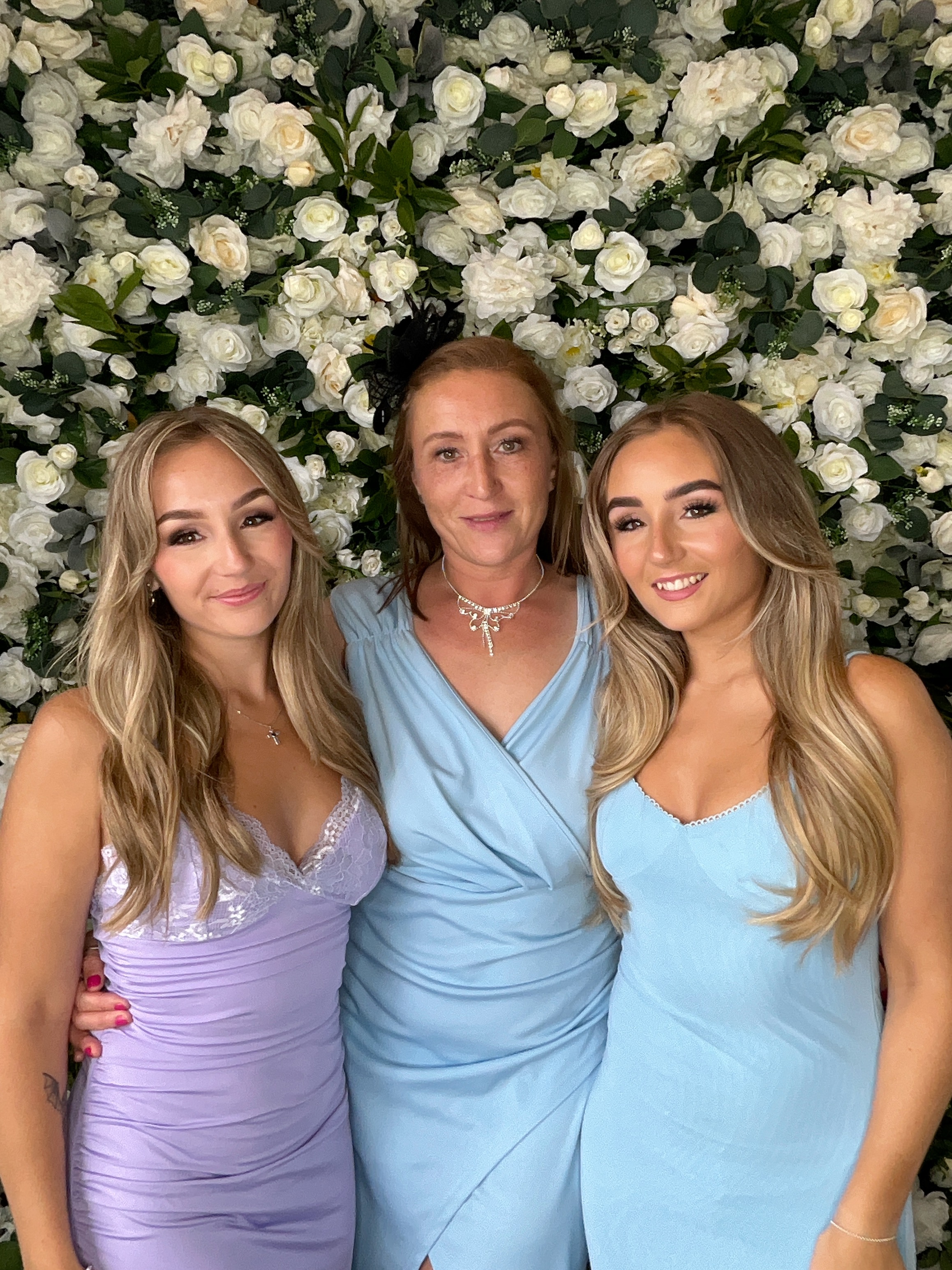 Kian & Elly Photo booth images  | View more photos from the event at gallery.magicimages.uk/u/MagicImages/Kian-Elly-Photo-booth-images