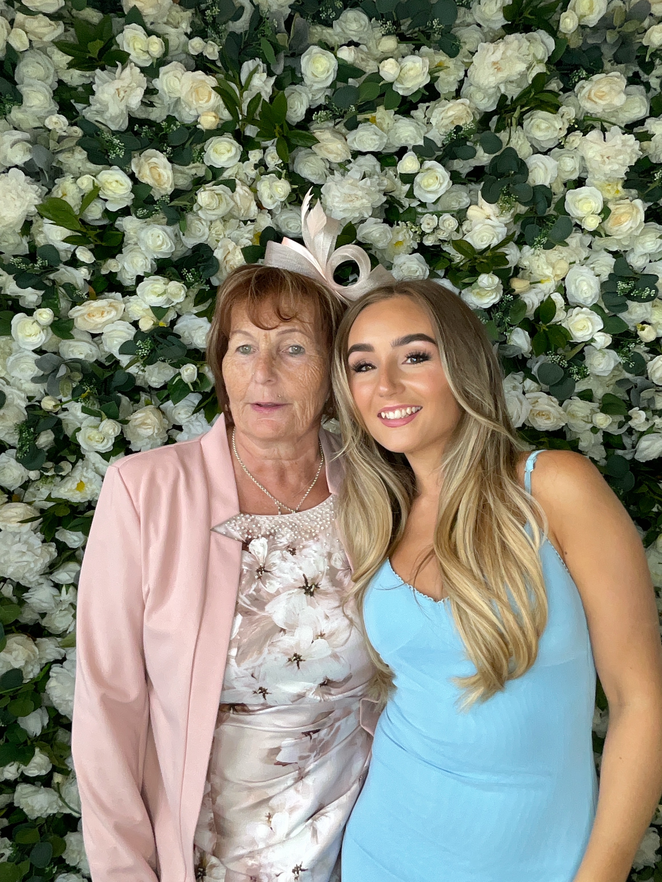 Kian & Elly Photo booth images  | View more photos from the event at gallery.magicimages.uk/u/MagicImages/Kian-Elly-Photo-booth-images