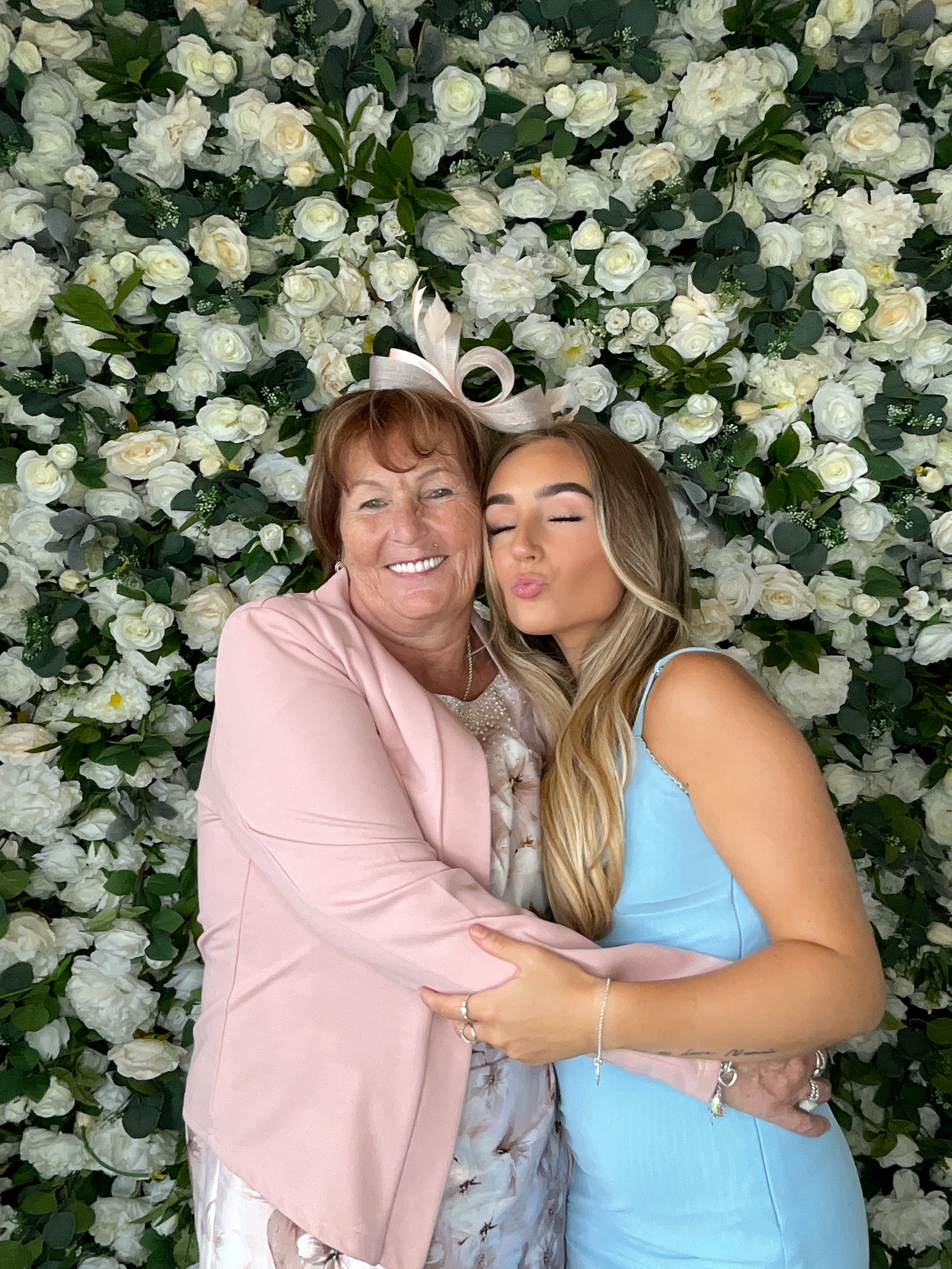 Kian & Elly Photo booth images  | View more photos from the event at gallery.magicimages.uk/u/MagicImages/Kian-Elly-Photo-booth-images