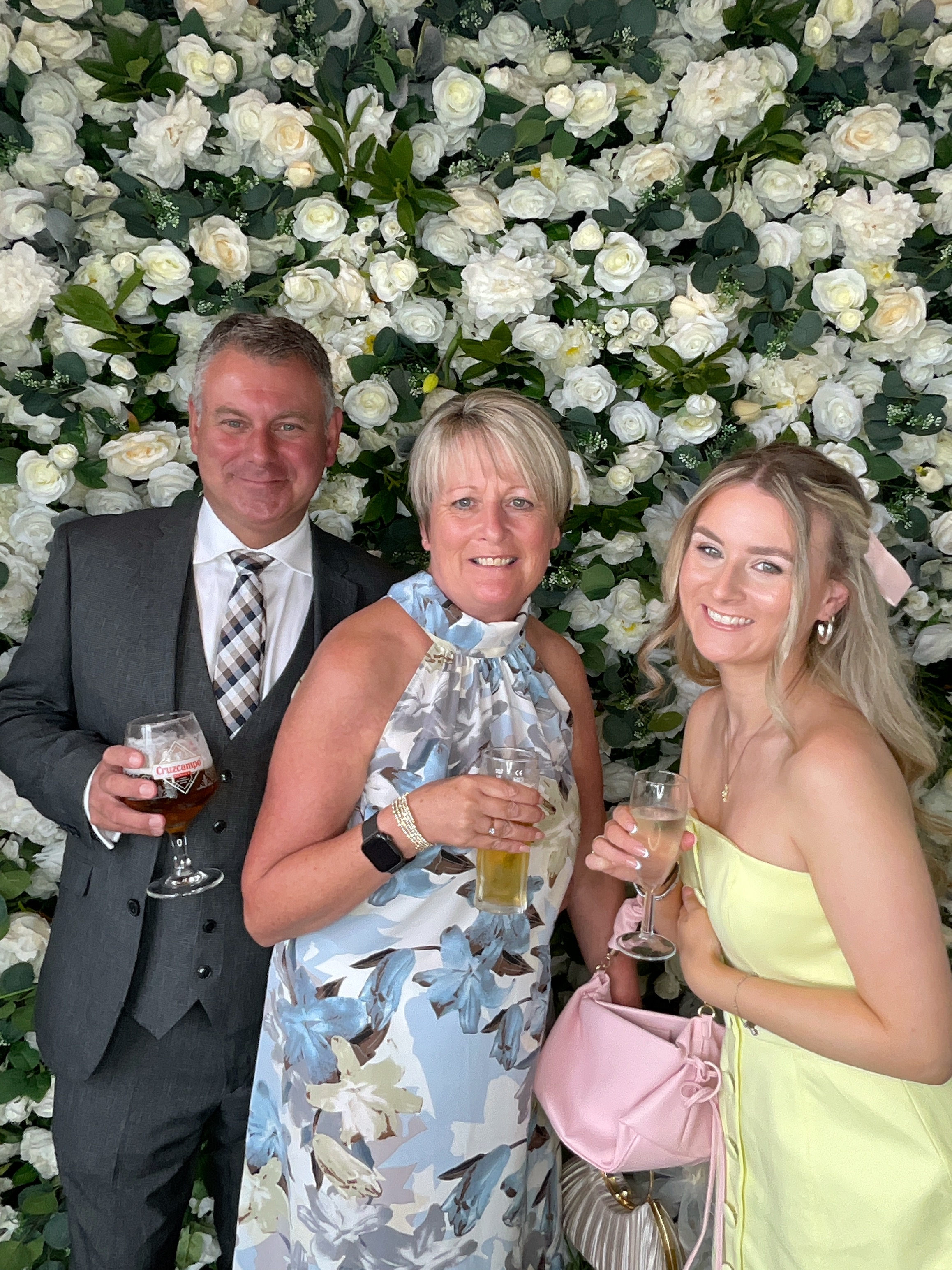 Kian & Elly Photo booth images  | View more photos from the event at gallery.magicimages.uk/u/MagicImages/Kian-Elly-Photo-booth-images