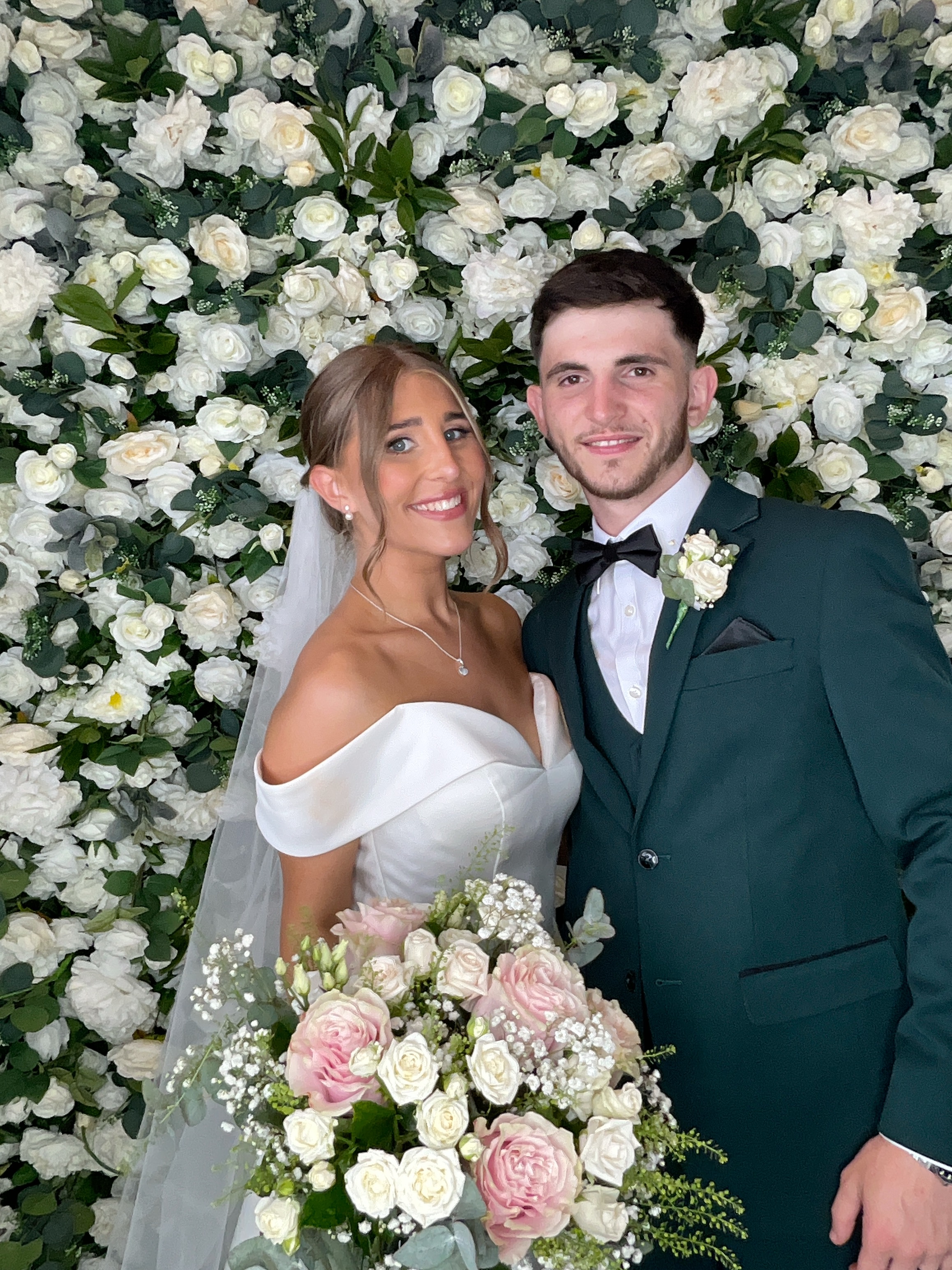 Kian & Elly Photo booth images  | View more photos from the event at gallery.magicimages.uk/u/MagicImages/Kian-Elly-Photo-booth-images