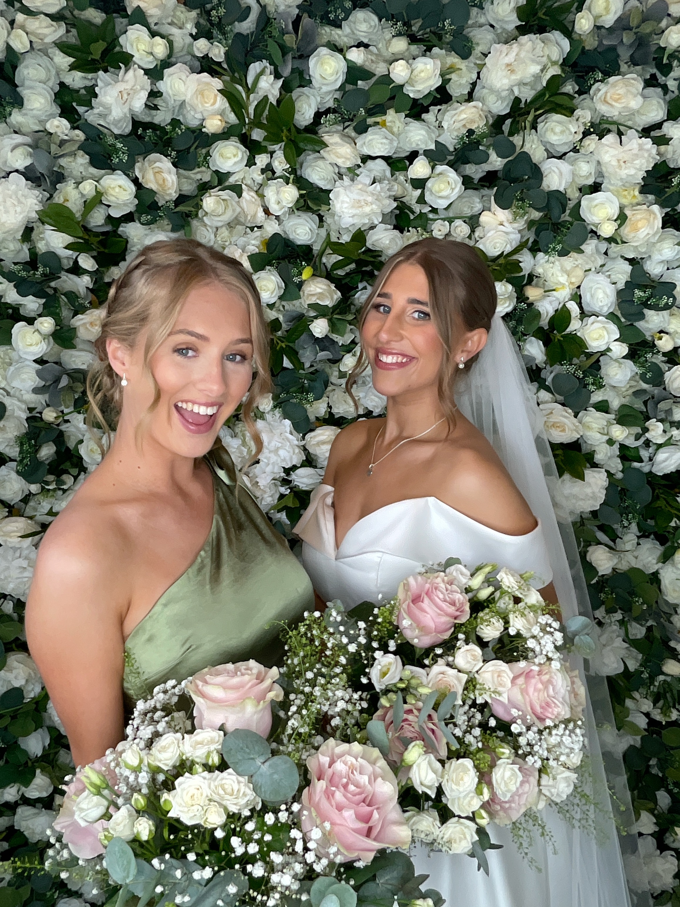 Kian & Elly Photo booth images  | View more photos from the event at gallery.magicimages.uk/u/MagicImages/Kian-Elly-Photo-booth-images