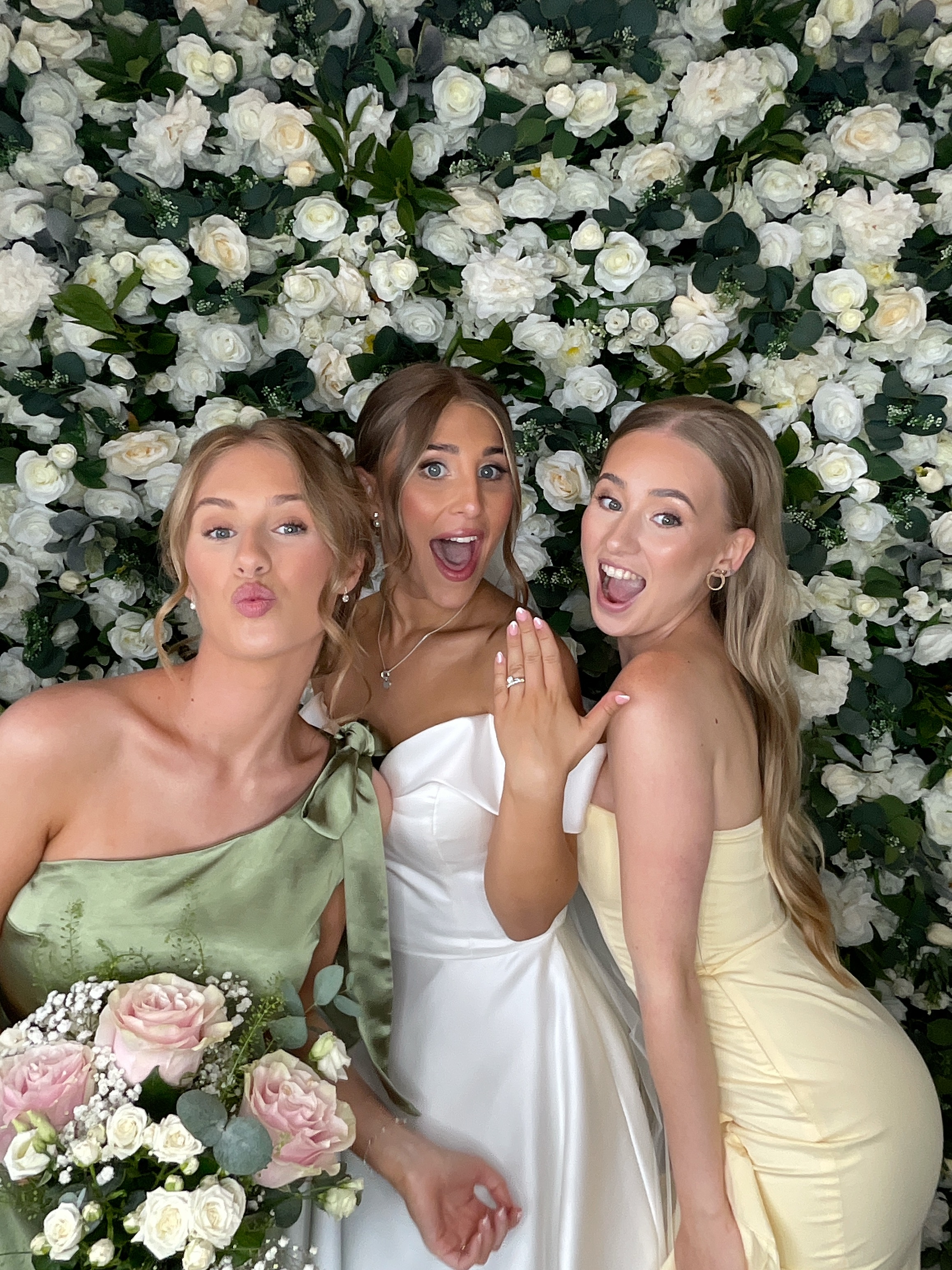 Kian & Elly Photo booth images  | View more photos from the event at gallery.magicimages.uk/u/MagicImages/Kian-Elly-Photo-booth-images