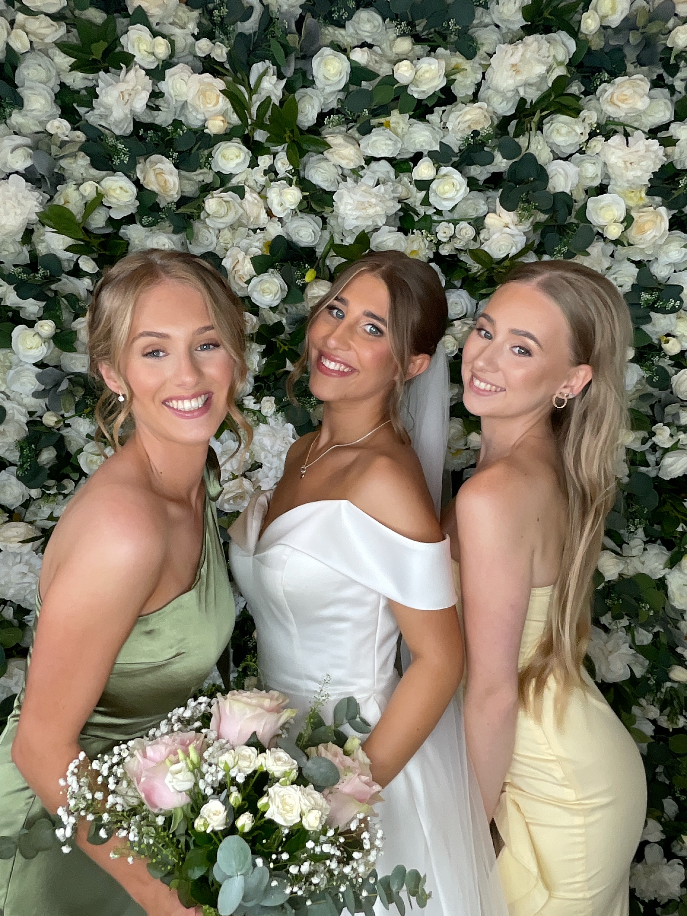 Kian & Elly Photo booth images  | View more photos from the event at gallery.magicimages.uk/u/MagicImages/Kian-Elly-Photo-booth-images