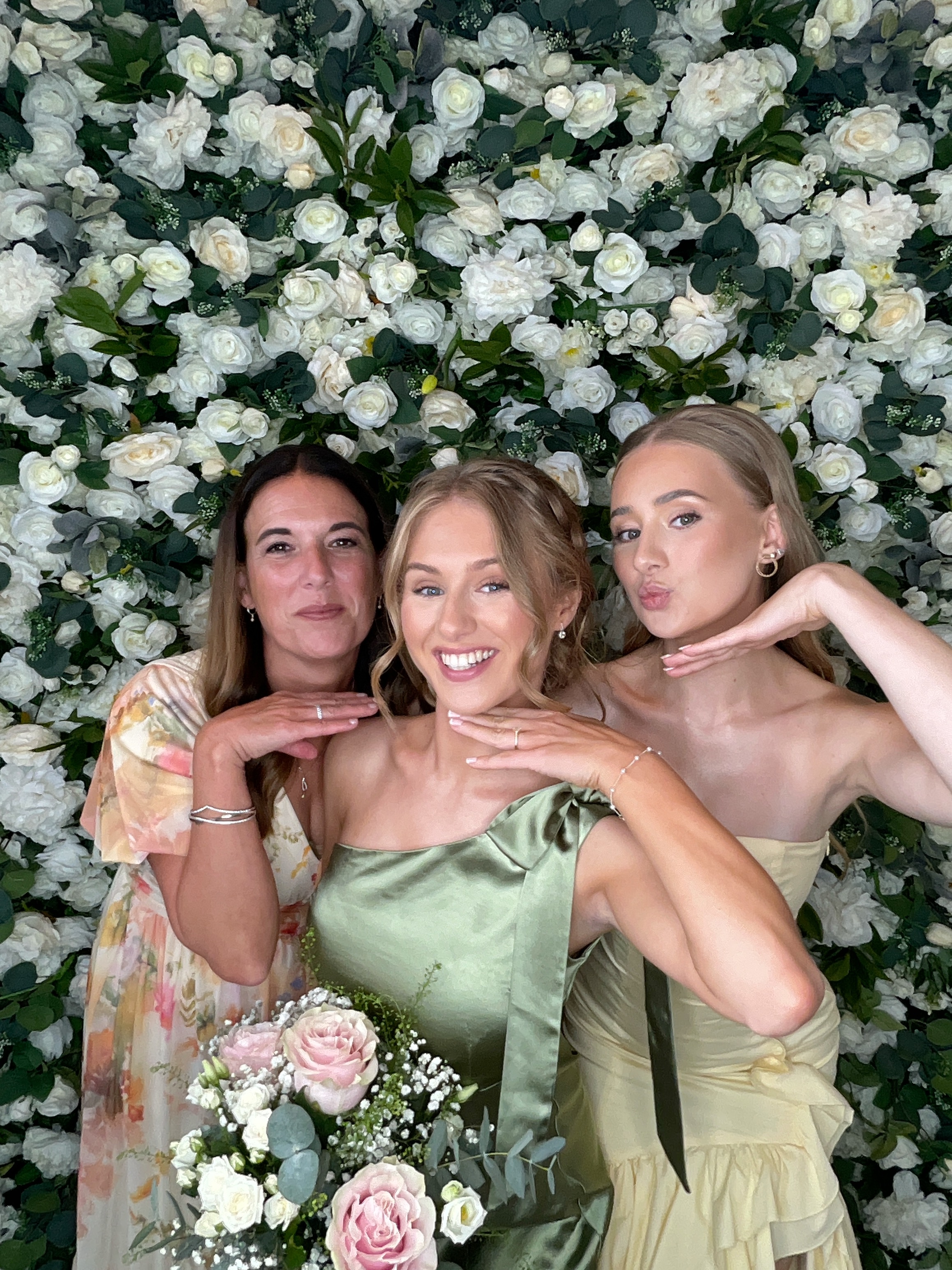 Kian & Elly Photo booth images  | View more photos from the event at gallery.magicimages.uk/u/MagicImages/Kian-Elly-Photo-booth-images