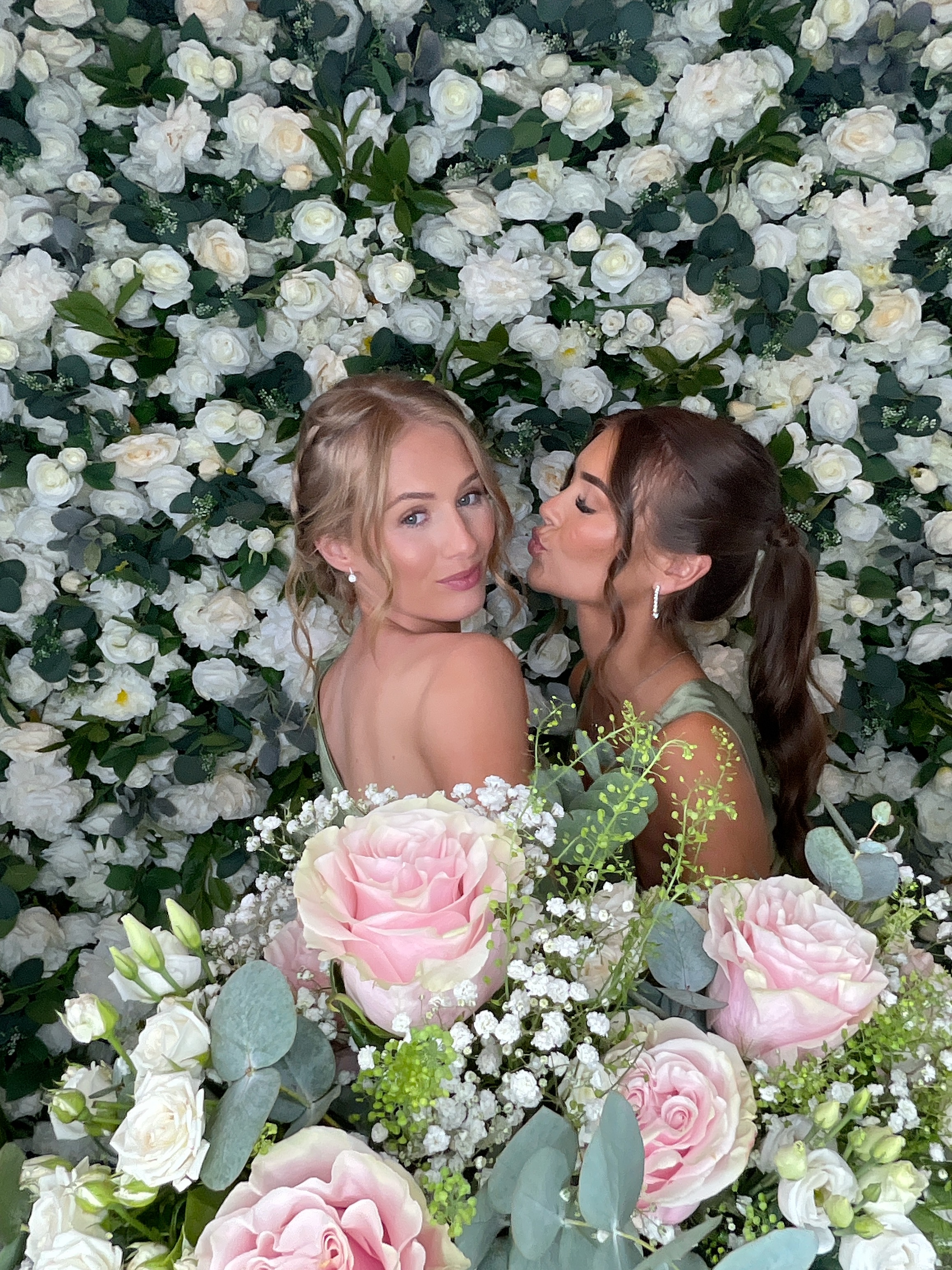 Kian & Elly Photo booth images  | View more photos from the event at gallery.magicimages.uk/u/MagicImages/Kian-Elly-Photo-booth-images