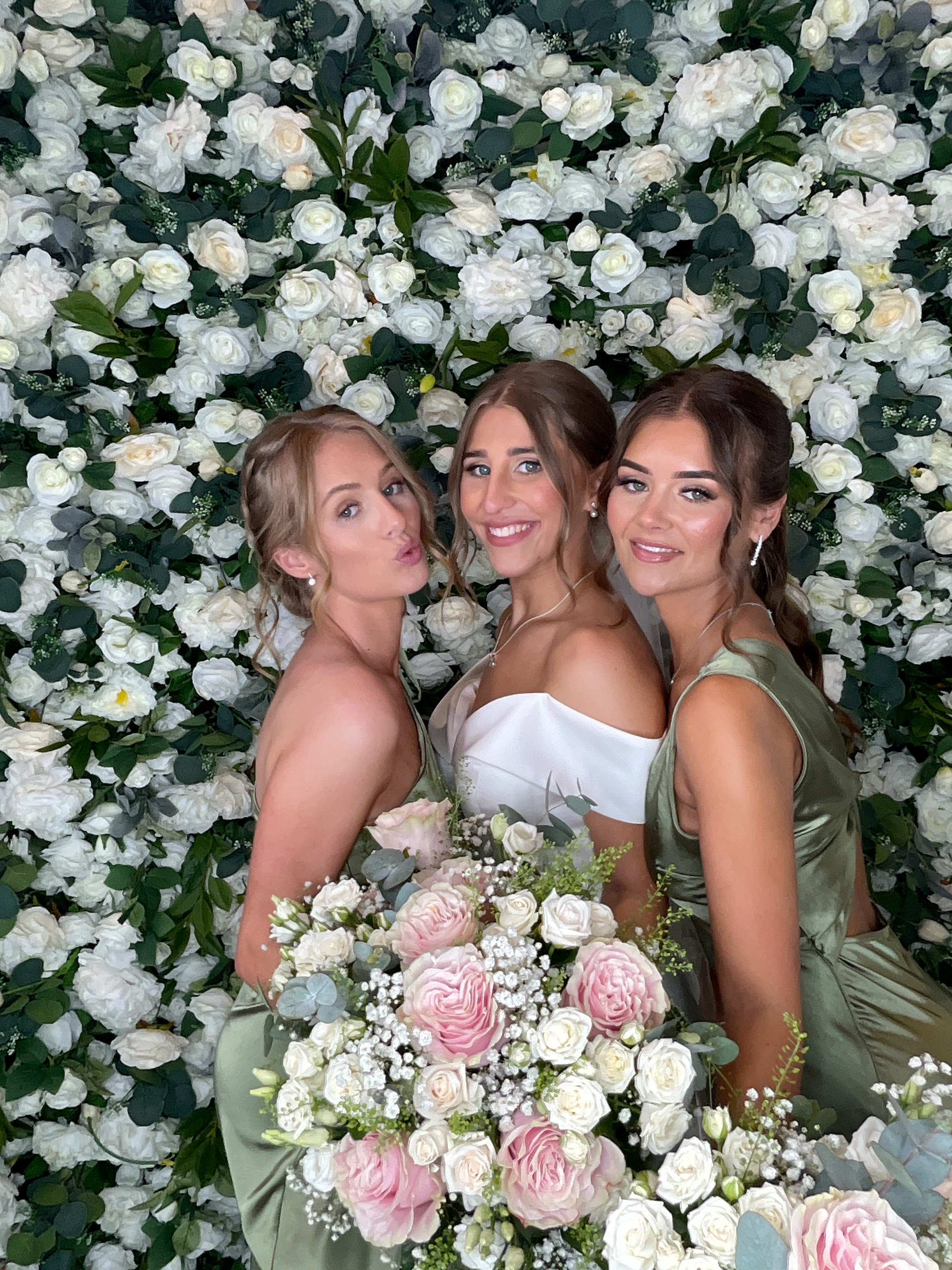 Kian & Elly Photo booth images  | View more photos from the event at gallery.magicimages.uk/u/MagicImages/Kian-Elly-Photo-booth-images