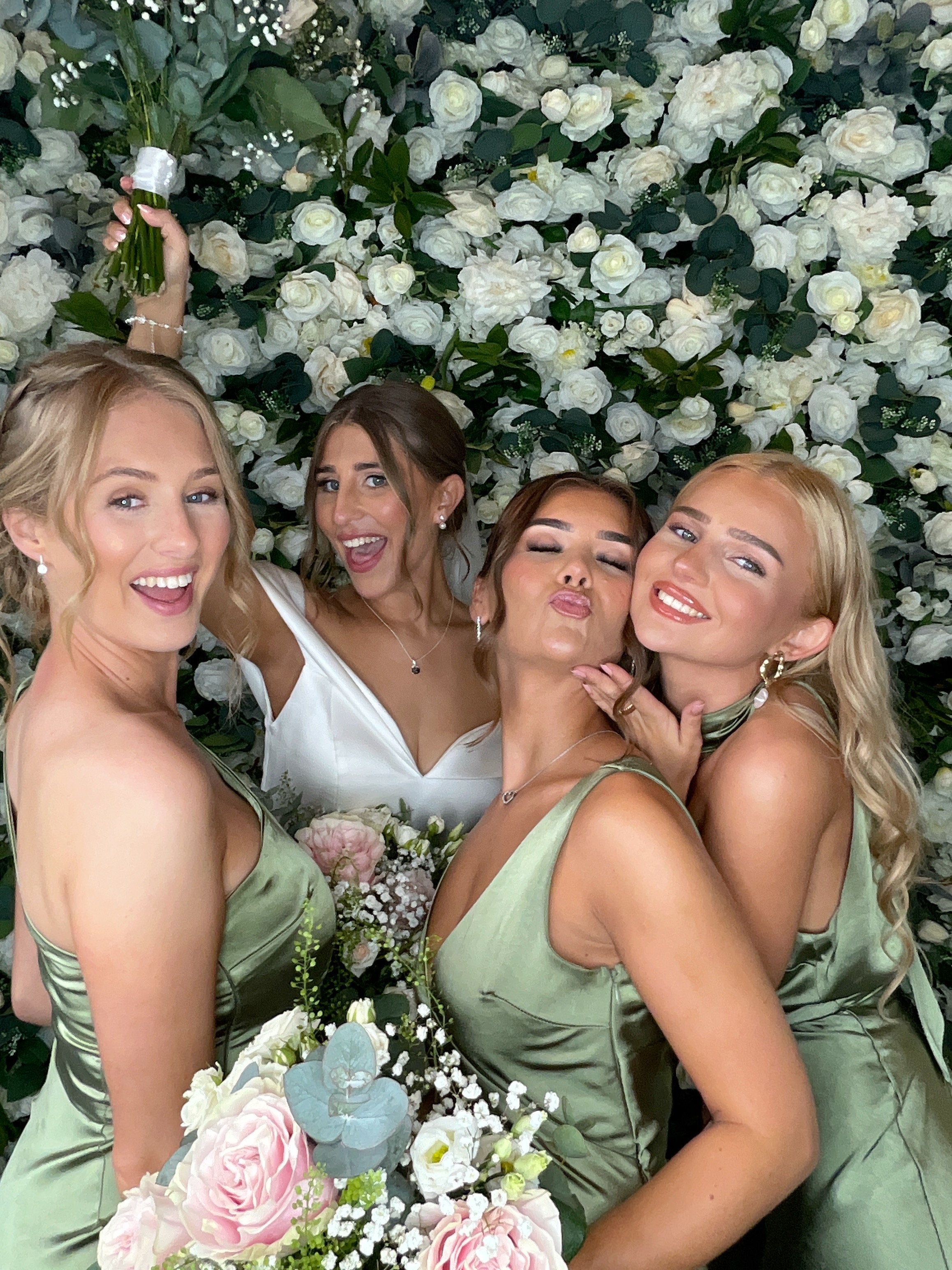 Kian & Elly Photo booth images  | View more photos from the event at gallery.magicimages.uk/u/MagicImages/Kian-Elly-Photo-booth-images