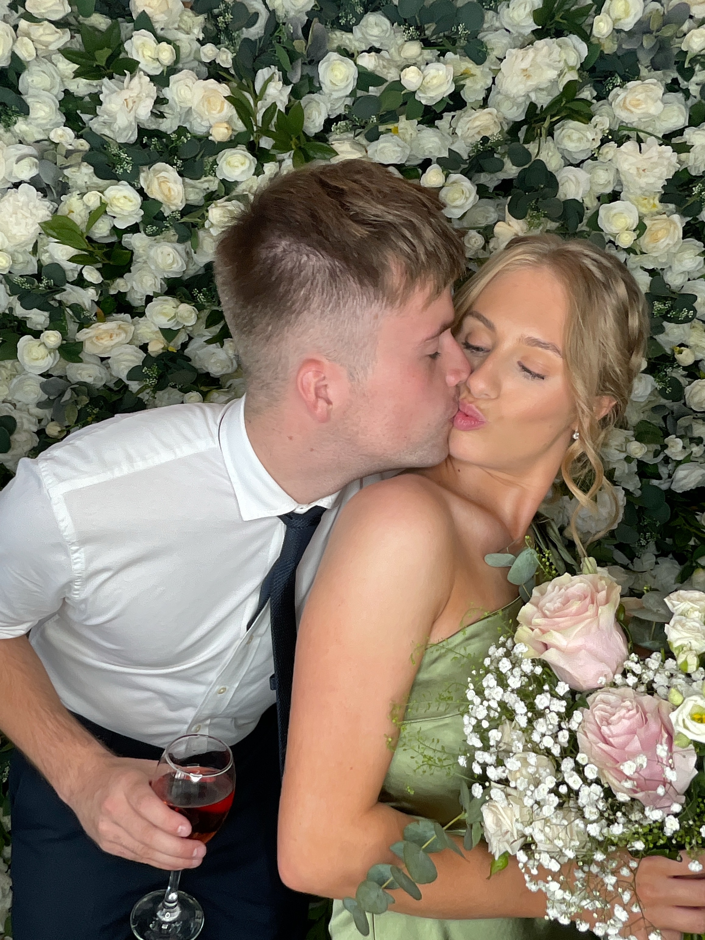 Kian & Elly Photo booth images  | View more photos from the event at gallery.magicimages.uk/u/MagicImages/Kian-Elly-Photo-booth-images