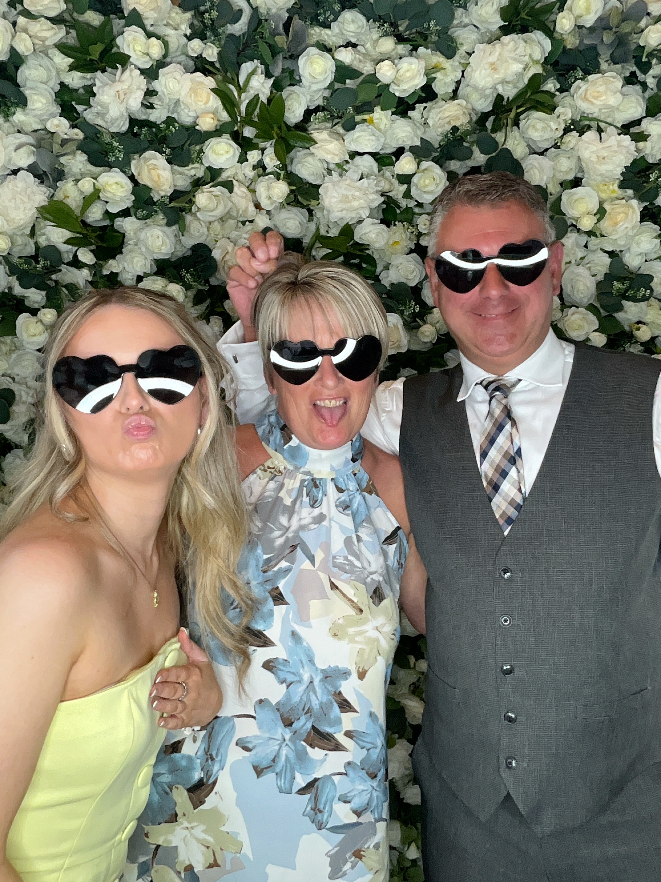 Kian & Elly Photo booth images  | View more photos from the event at gallery.magicimages.uk/u/MagicImages/Kian-Elly-Photo-booth-images