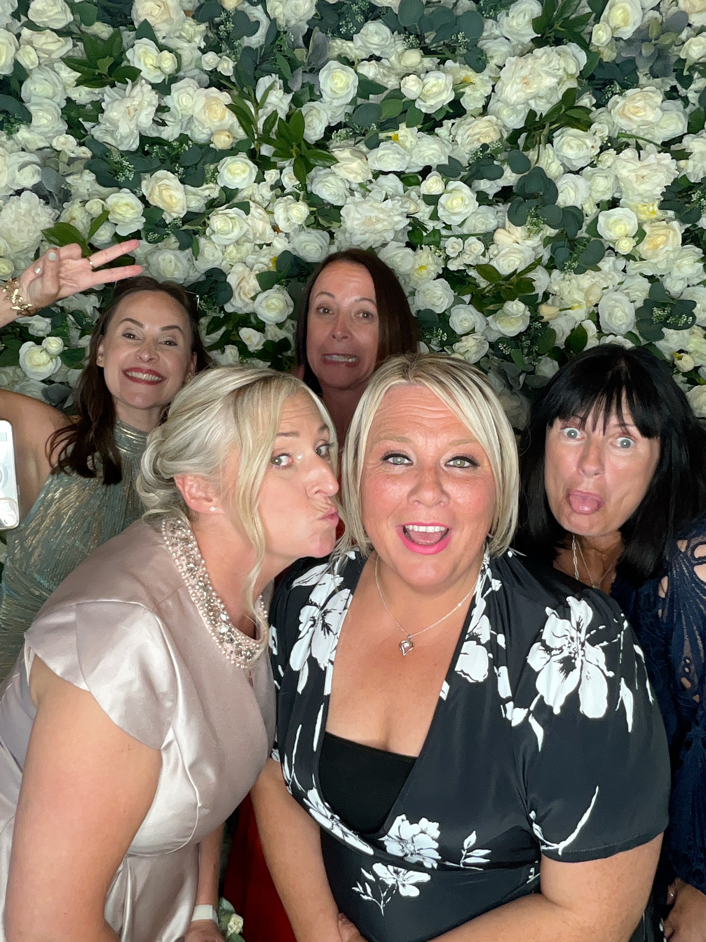 Kian & Elly Photo booth images  | View more photos from the event at gallery.magicimages.uk/u/MagicImages/Kian-Elly-Photo-booth-images