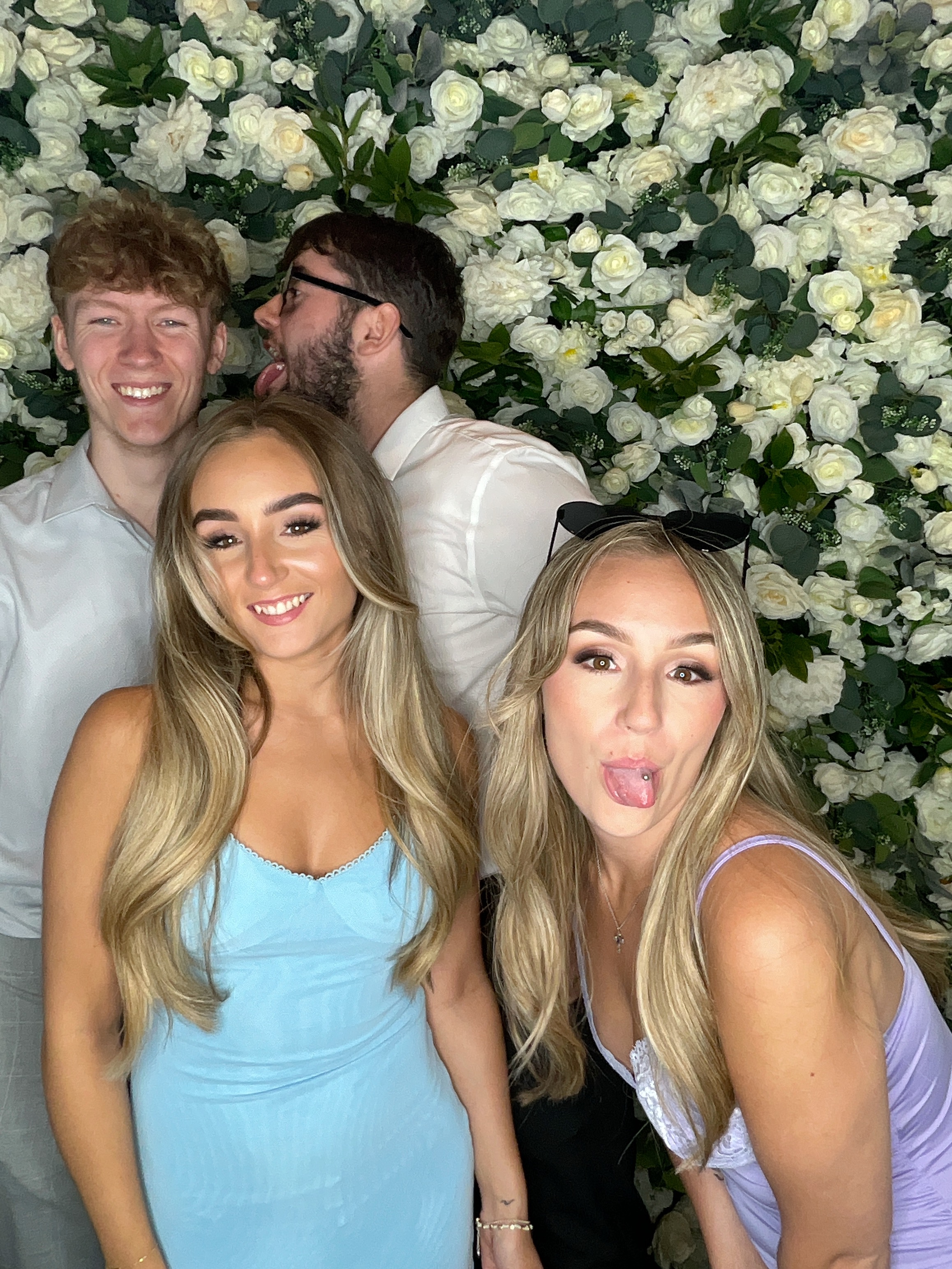 Kian & Elly Photo booth images  | View more photos from the event at gallery.magicimages.uk/u/MagicImages/Kian-Elly-Photo-booth-images