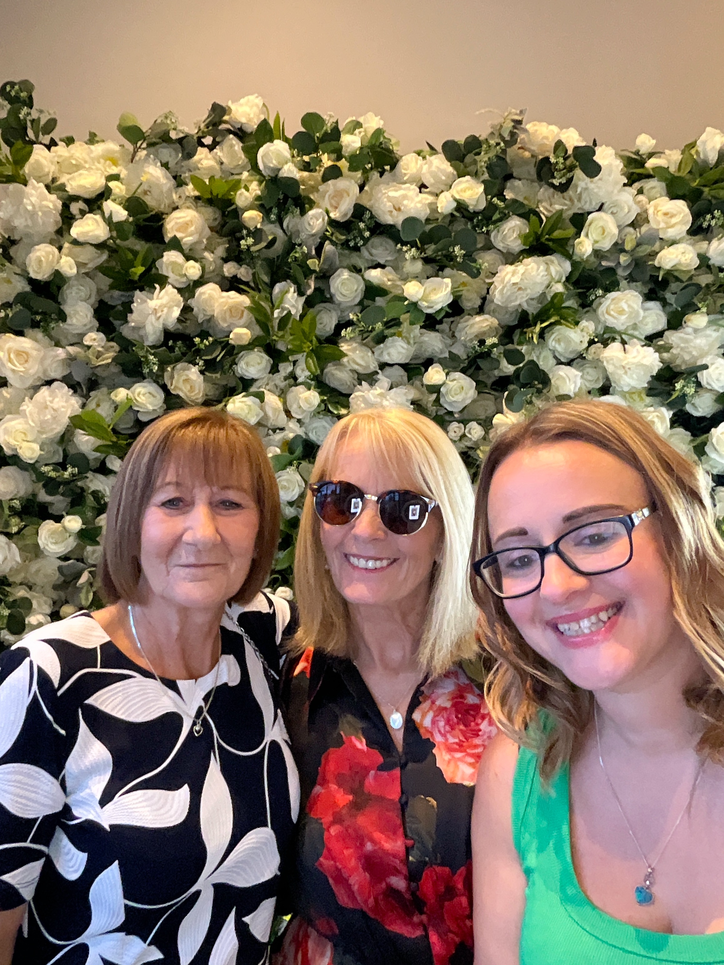 Kian & Elly Photo booth images  | View more photos from the event at gallery.magicimages.uk/u/MagicImages/Kian-Elly-Photo-booth-images