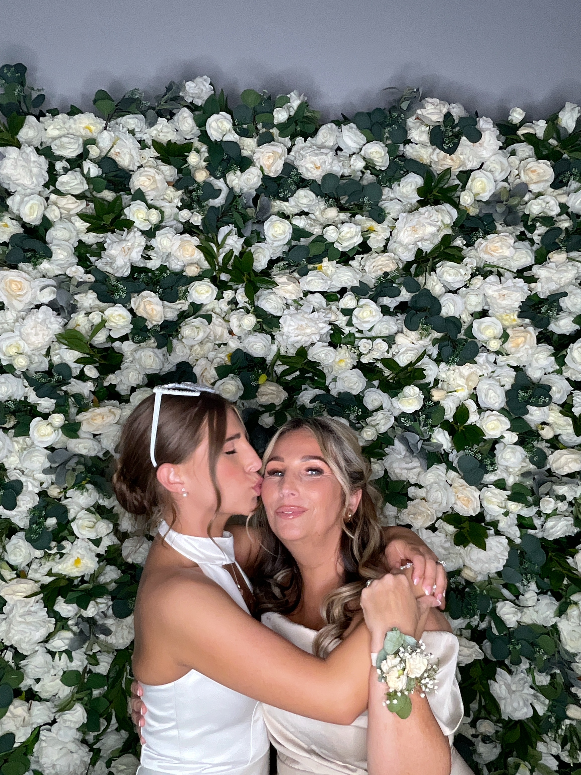 Kian & Elly Photo booth images  | View more photos from the event at gallery.magicimages.uk/u/MagicImages/Kian-Elly-Photo-booth-images