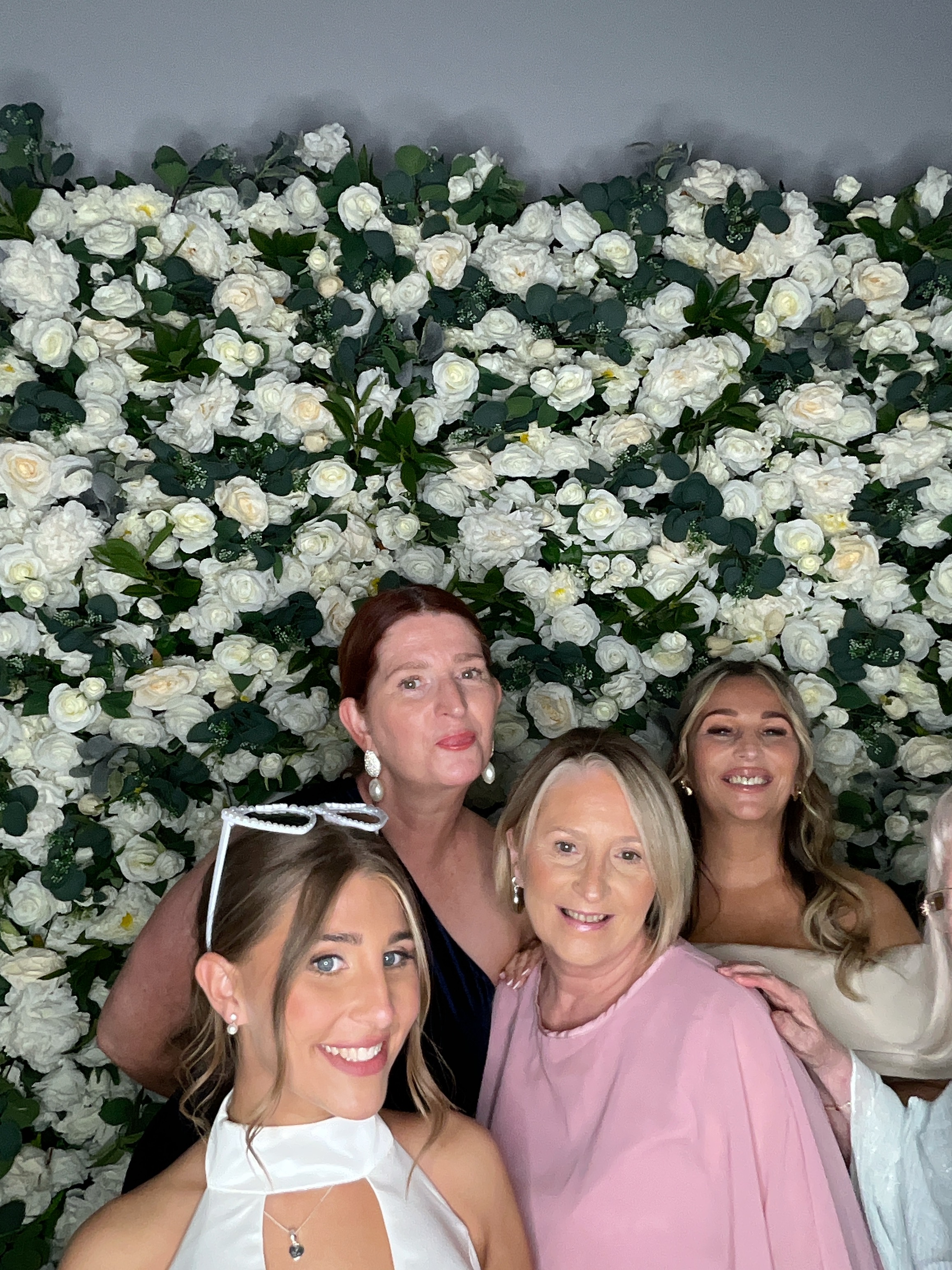 Kian & Elly Photo booth images  | View more photos from the event at gallery.magicimages.uk/u/MagicImages/Kian-Elly-Photo-booth-images