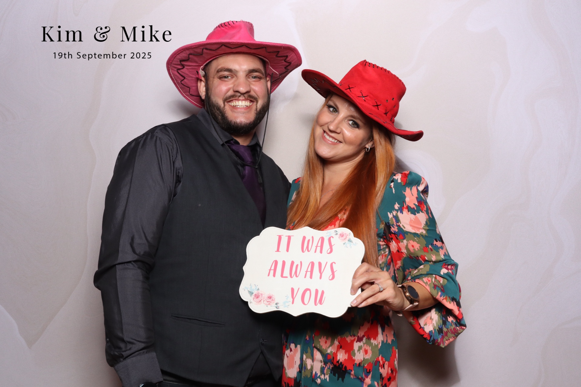 Kim & Mike  | View more photos from the event at gallery.magicimages.uk/u/MagicImages/Kim-Mike