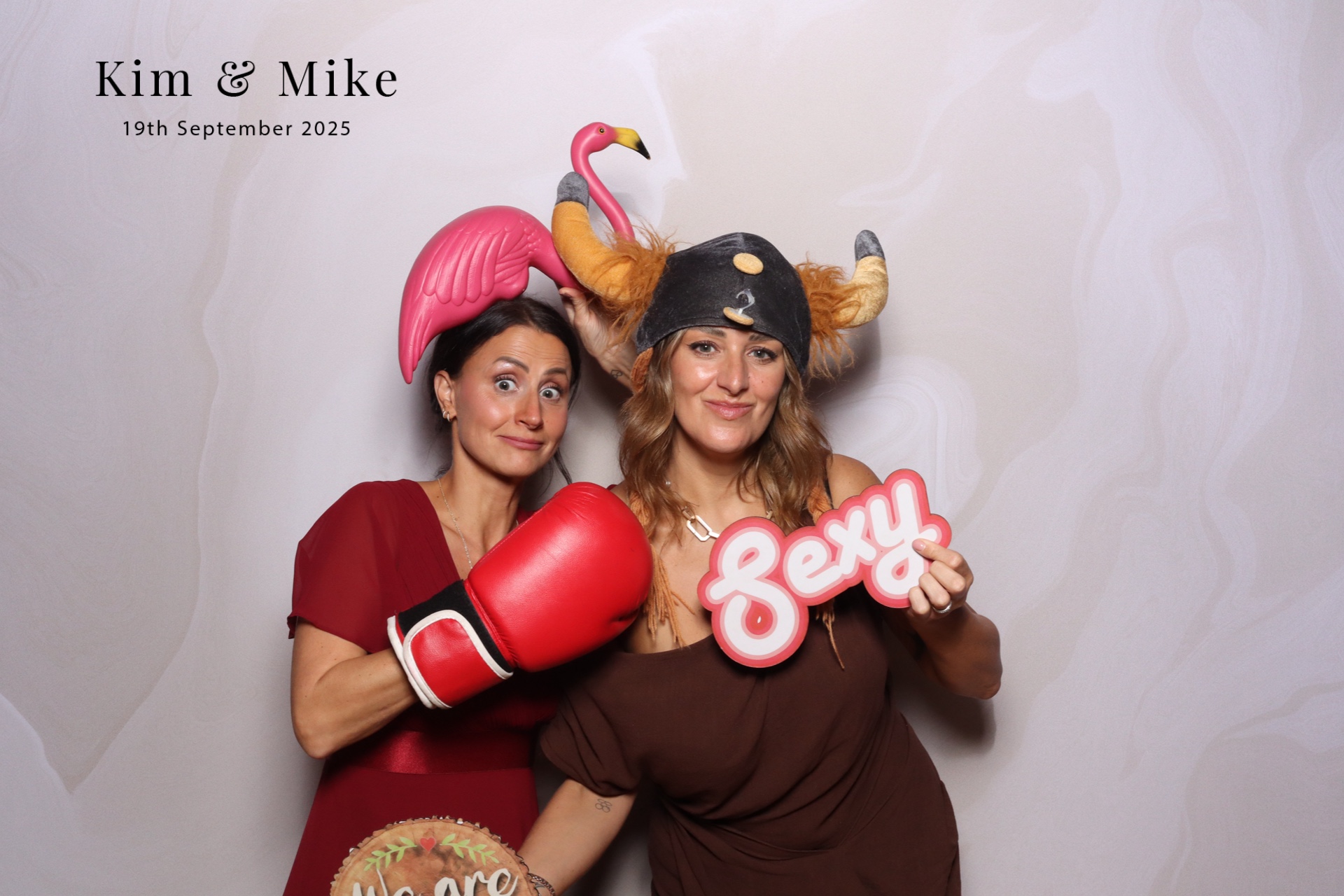 Kim & Mike  | View more photos from the event at gallery.magicimages.uk/u/MagicImages/Kim-Mike