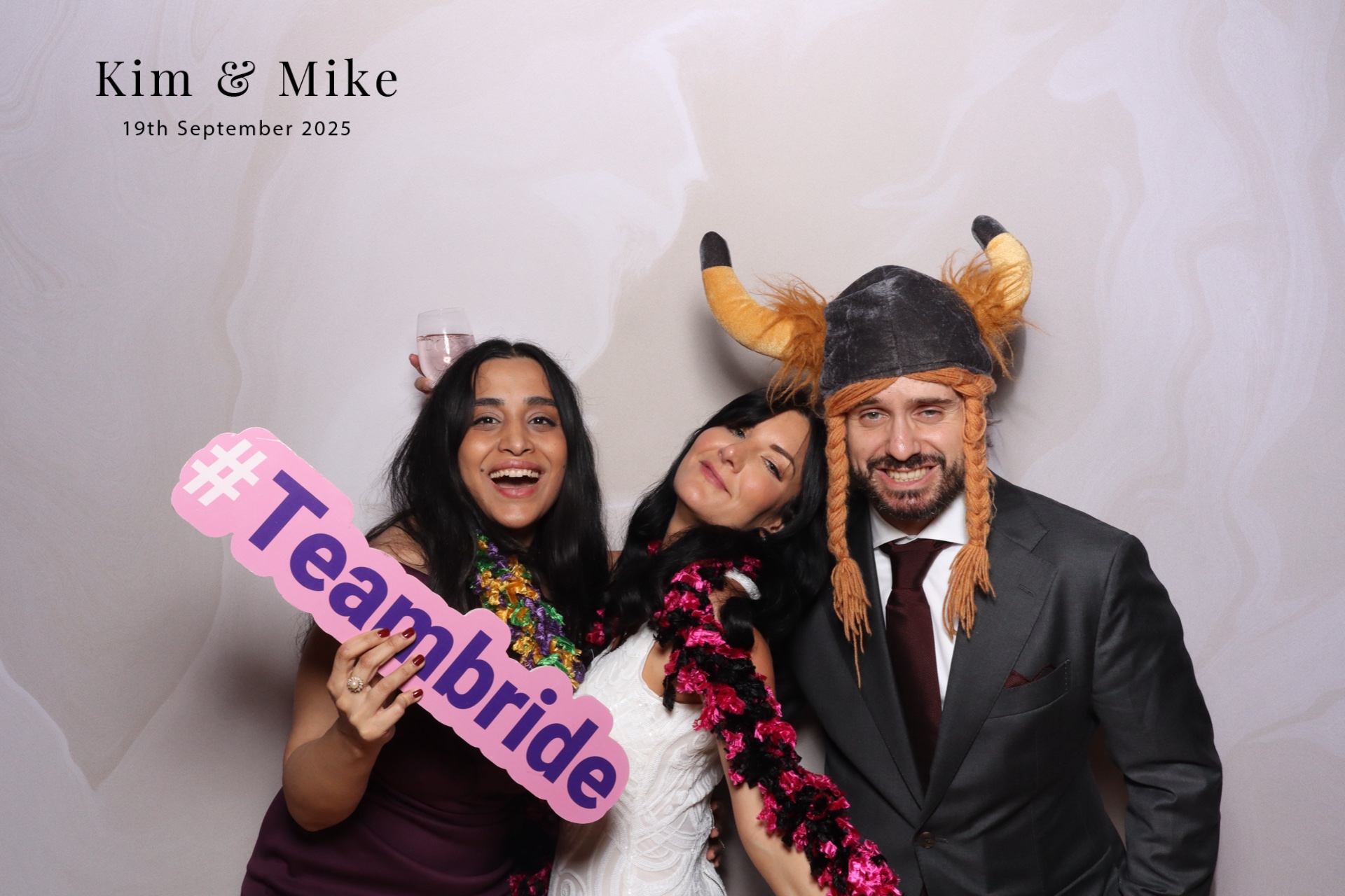 Kim & Mike  | View more photos from the event at gallery.magicimages.uk/u/MagicImages/Kim-Mike