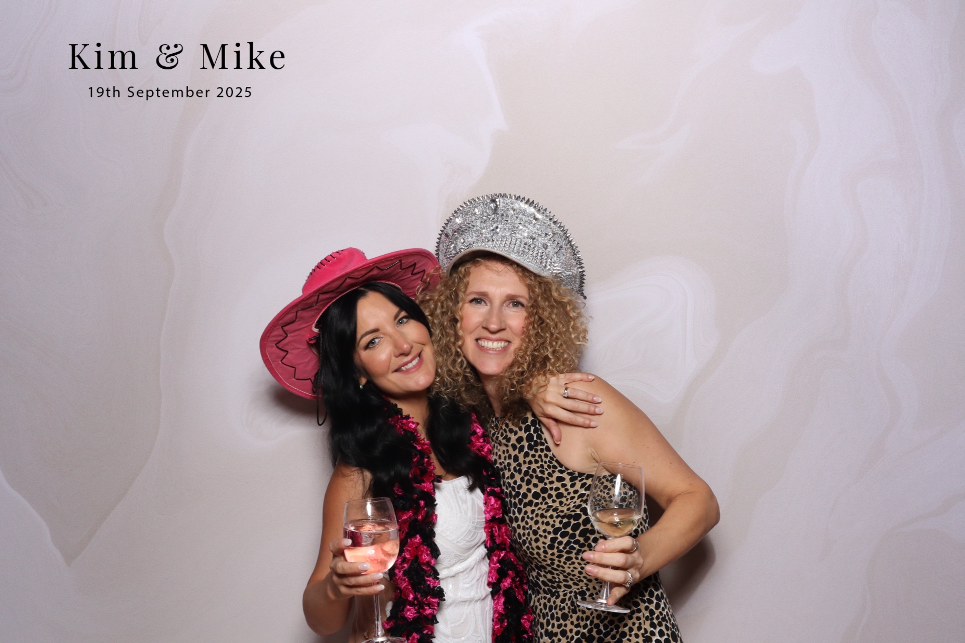 Kim & Mike  | View more photos from the event at gallery.magicimages.uk/u/MagicImages/Kim-Mike