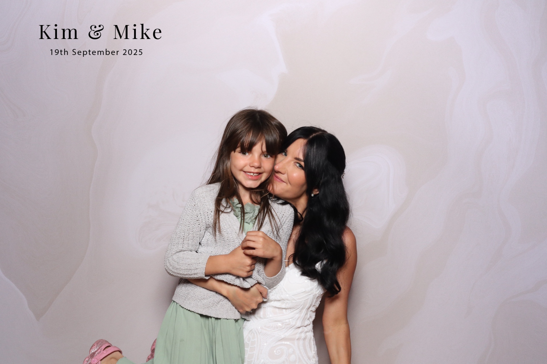 Kim & Mike  | View more photos from the event at gallery.magicimages.uk/u/MagicImages/Kim-Mike