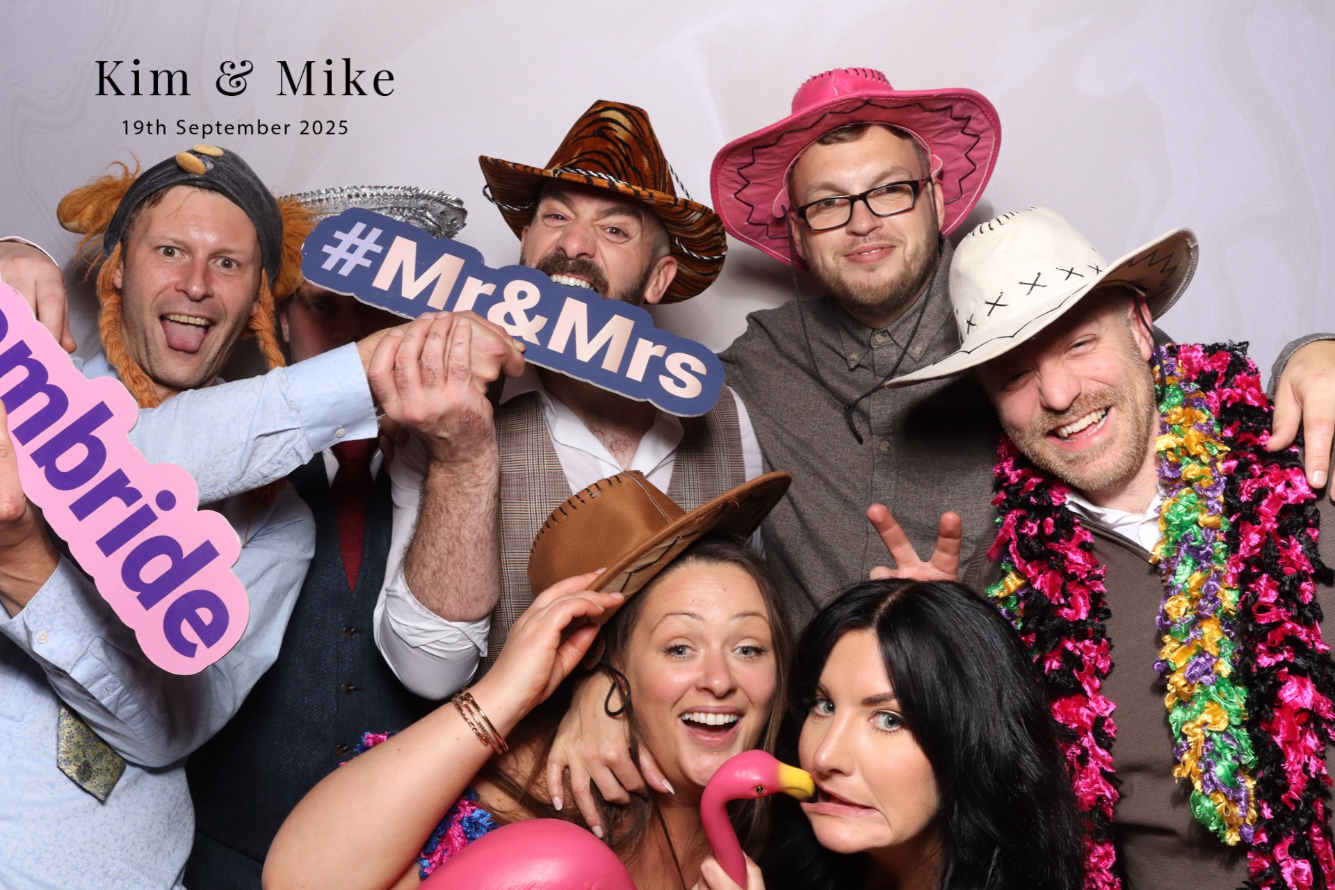 Kim & Mike  | View more photos from the event at gallery.magicimages.uk/u/MagicImages/Kim-Mike