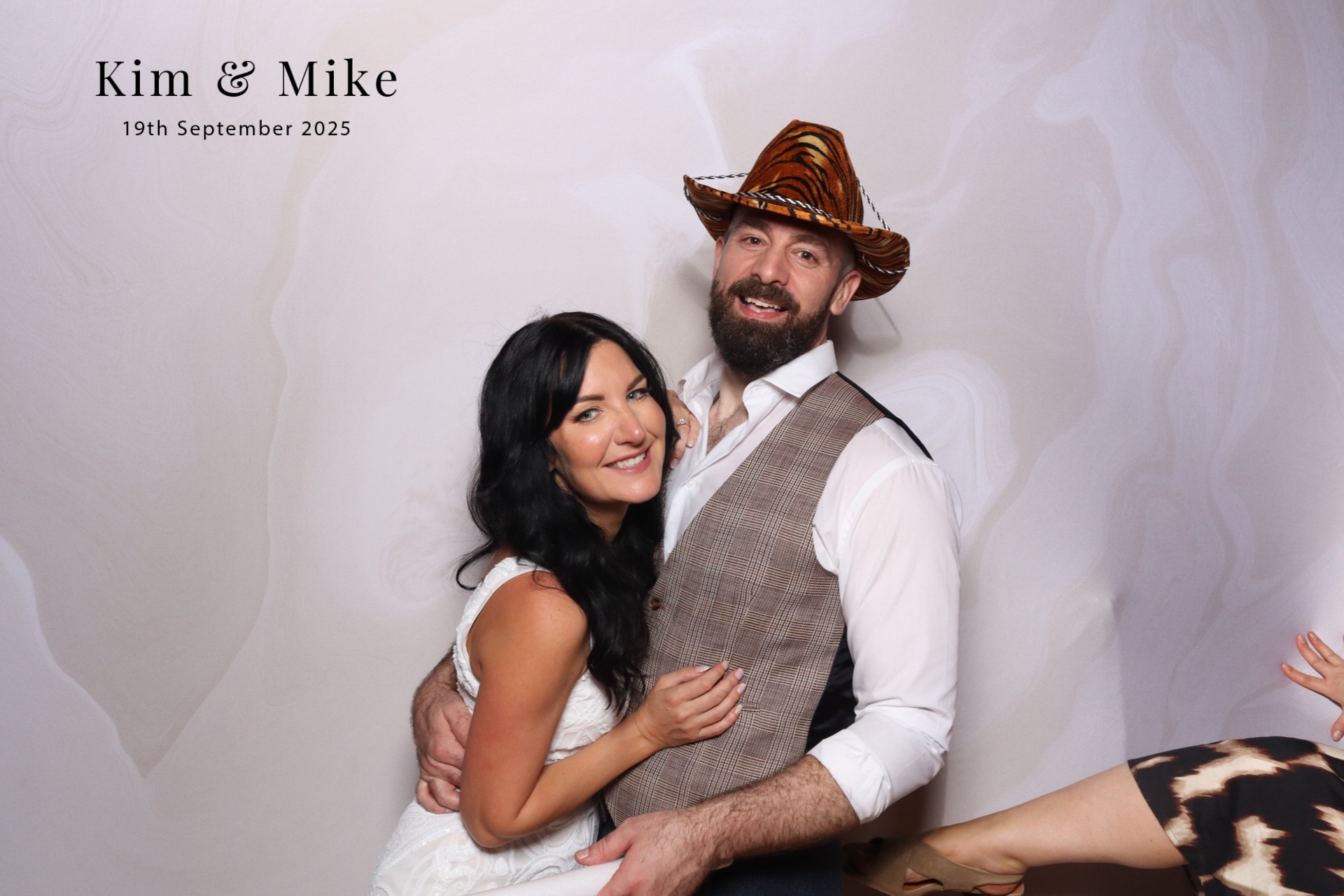 Kim & Mike  | View more photos from the event at gallery.magicimages.uk/u/MagicImages/Kim-Mike