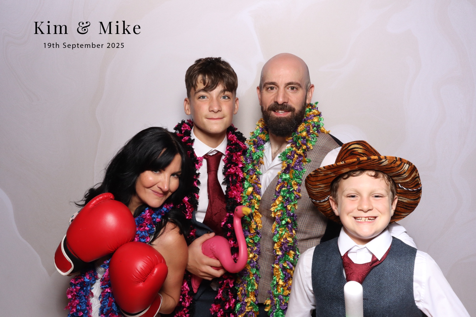 Kim & Mike  | View more photos from the event at gallery.magicimages.uk/u/MagicImages/Kim-Mike