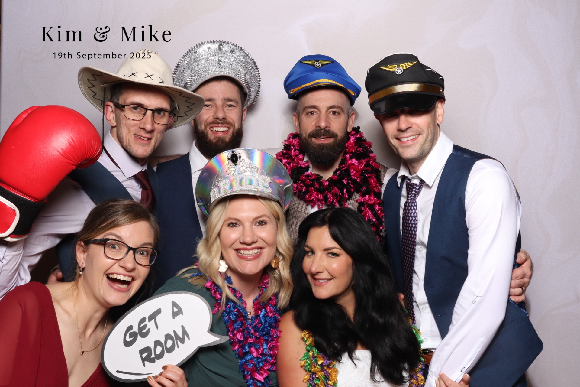 Kim & Mike  | View more photos from the event at gallery.magicimages.uk/u/MagicImages/Kim-Mike