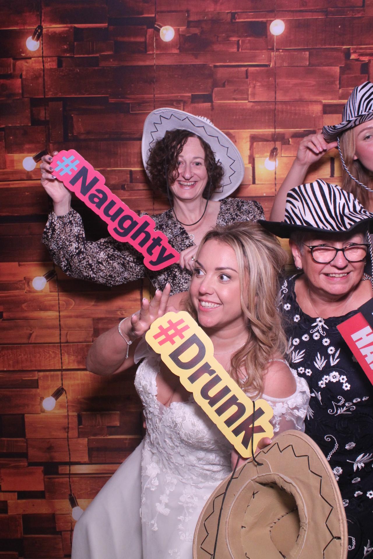 Laura & Lees wedding | View more photos from the event at gallery.magicimages.uk/u/MagicImages/Laura-Lees-wedding