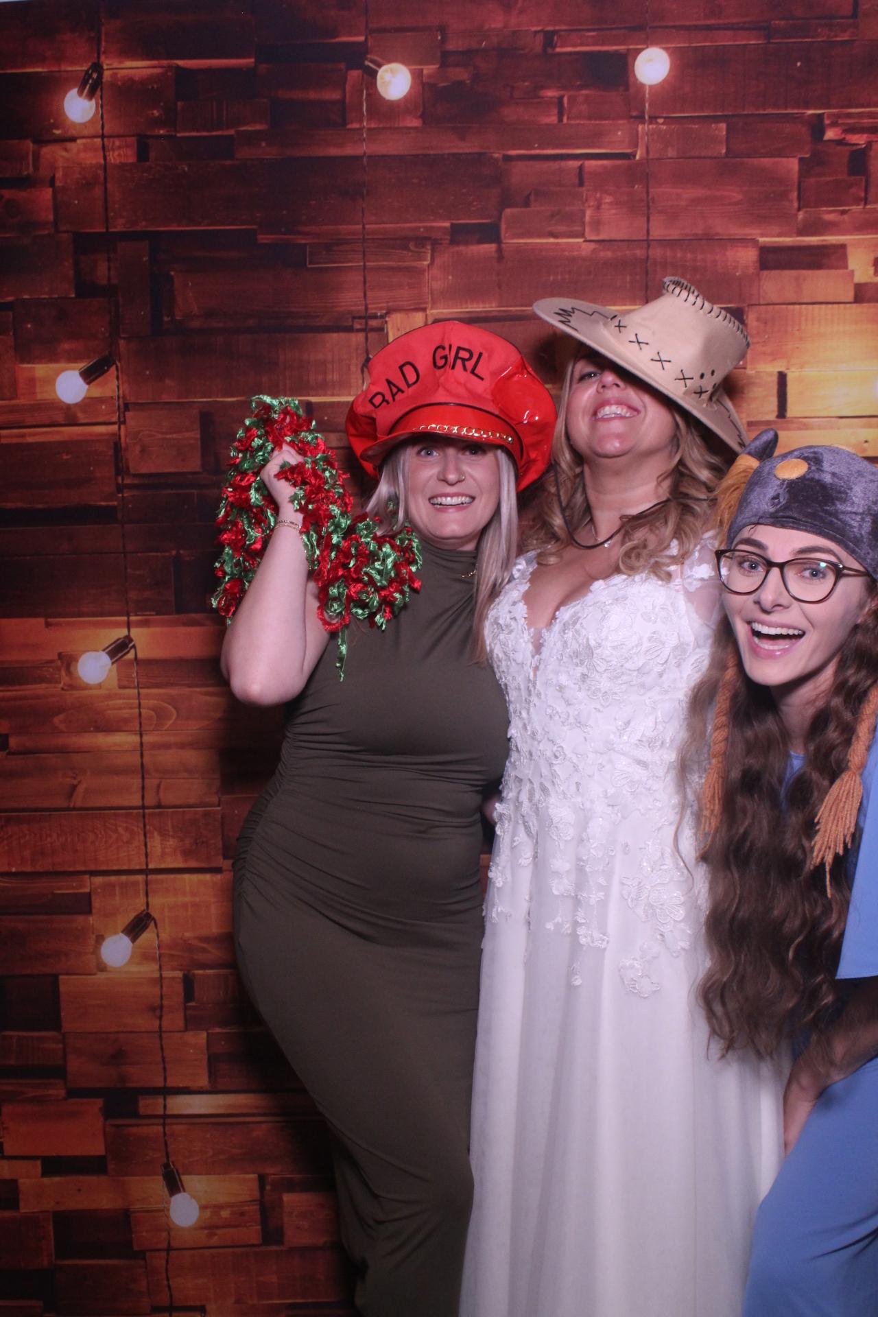 Laura & Lees wedding | View more photos from the event at gallery.magicimages.uk/u/MagicImages/Laura-Lees-wedding