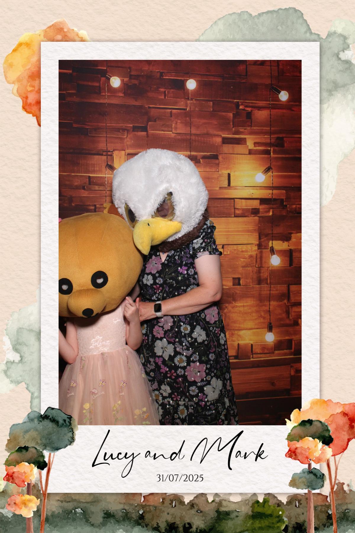 Lucy & Mark  | View more photos from the event at gallery.magicimages.uk/u/MagicImages/Lucy-Mark