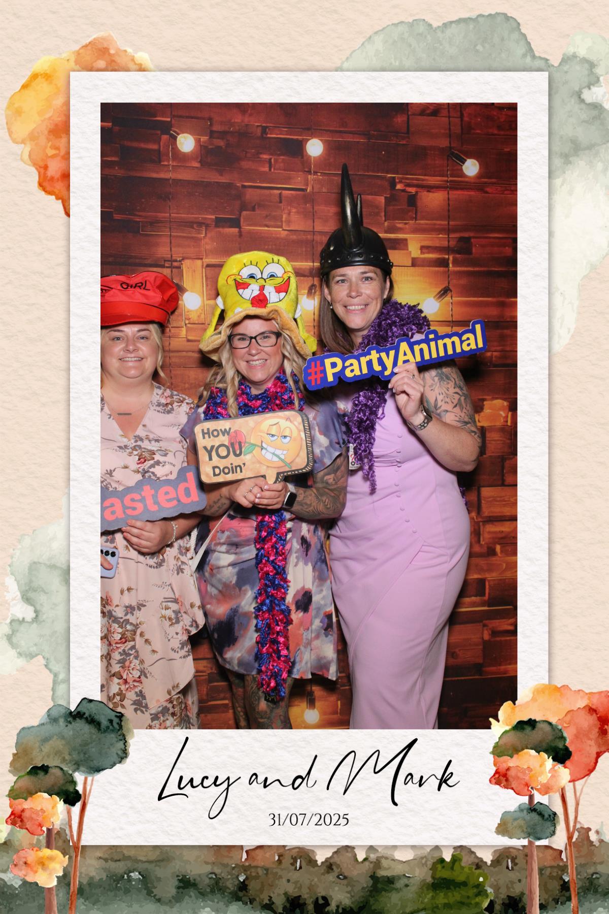 Lucy & Mark  | View more photos from the event at gallery.magicimages.uk/u/MagicImages/Lucy-Mark