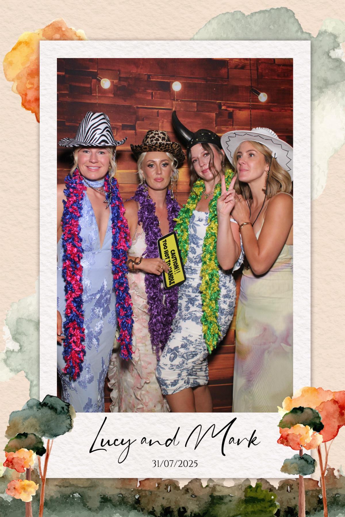 Lucy & Mark  | View more photos from the event at gallery.magicimages.uk/u/MagicImages/Lucy-Mark