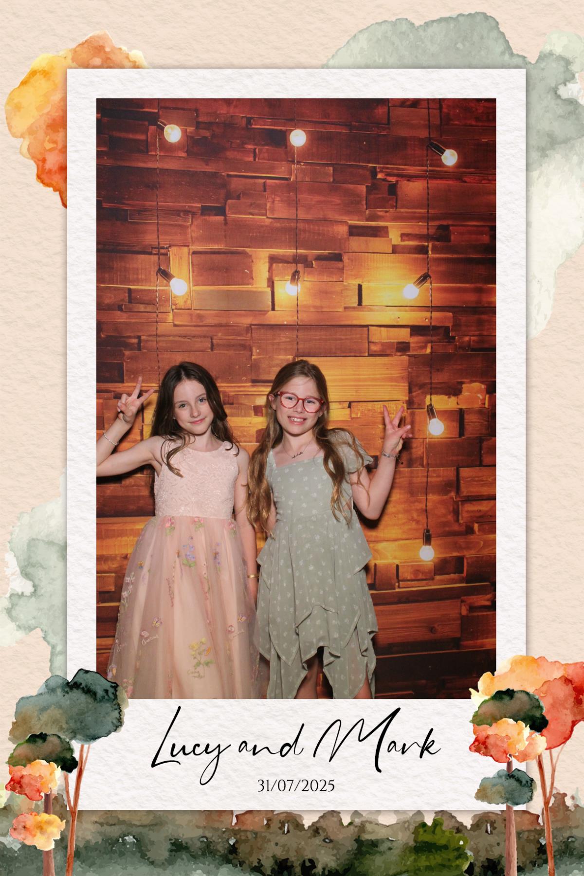 Lucy & Mark  | View more photos from the event at gallery.magicimages.uk/u/MagicImages/Lucy-Mark