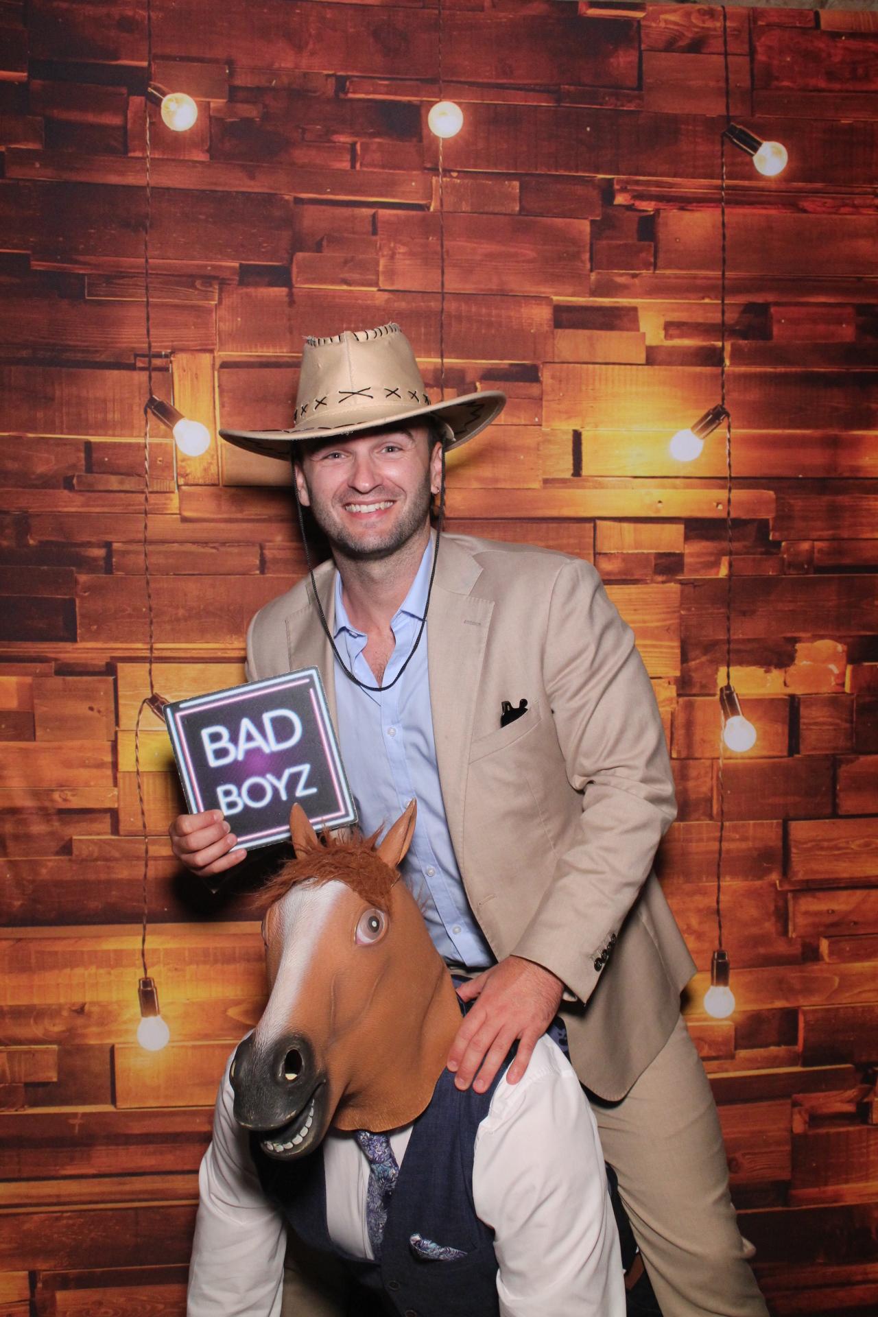 Lucy & Mark  | View more photos from the event at gallery.magicimages.uk/u/MagicImages/Lucy-Mark