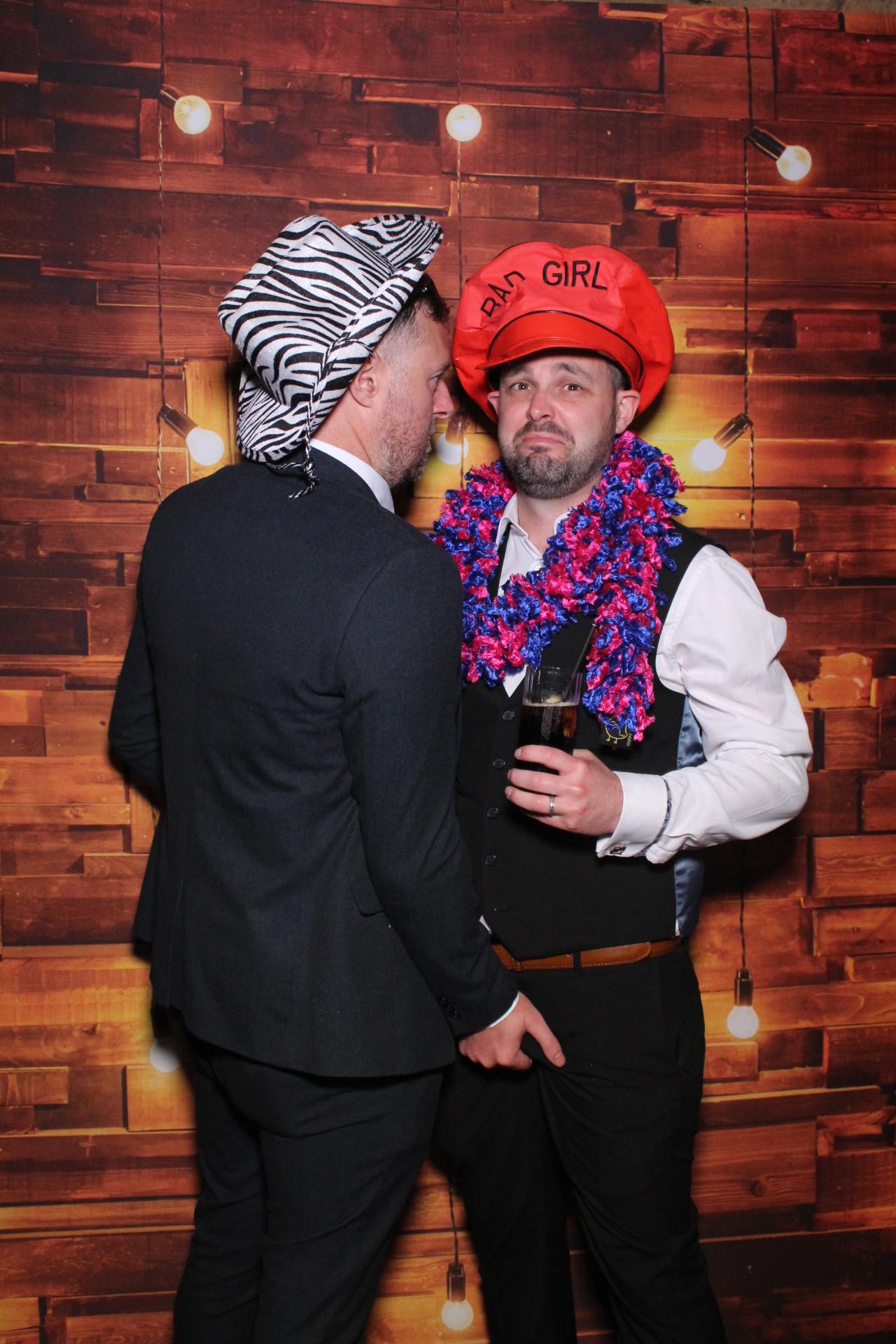 Lucy & Mark  | View more photos from the event at gallery.magicimages.uk/u/MagicImages/Lucy-Mark