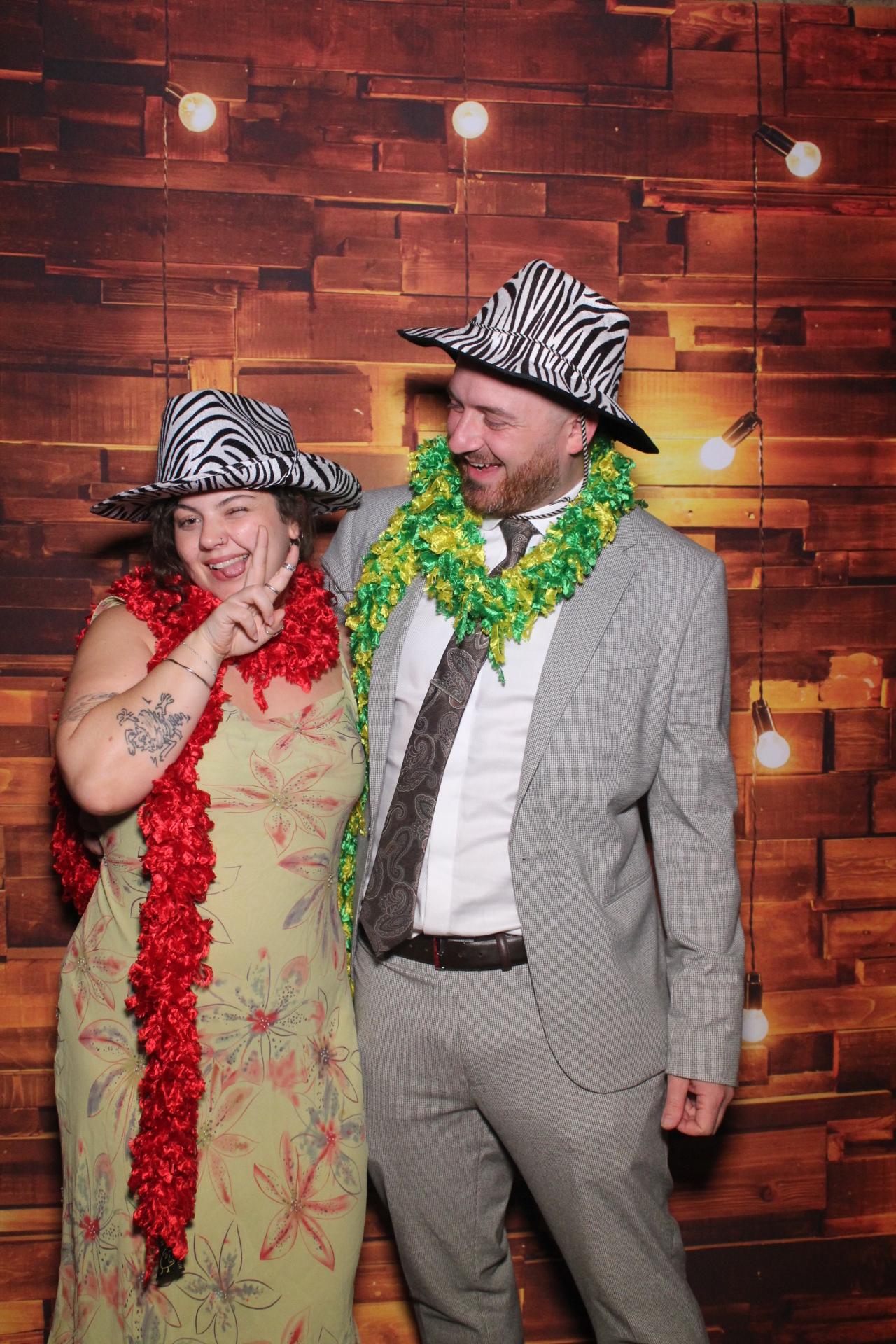 Lucy & Mark  | View more photos from the event at gallery.magicimages.uk/u/MagicImages/Lucy-Mark