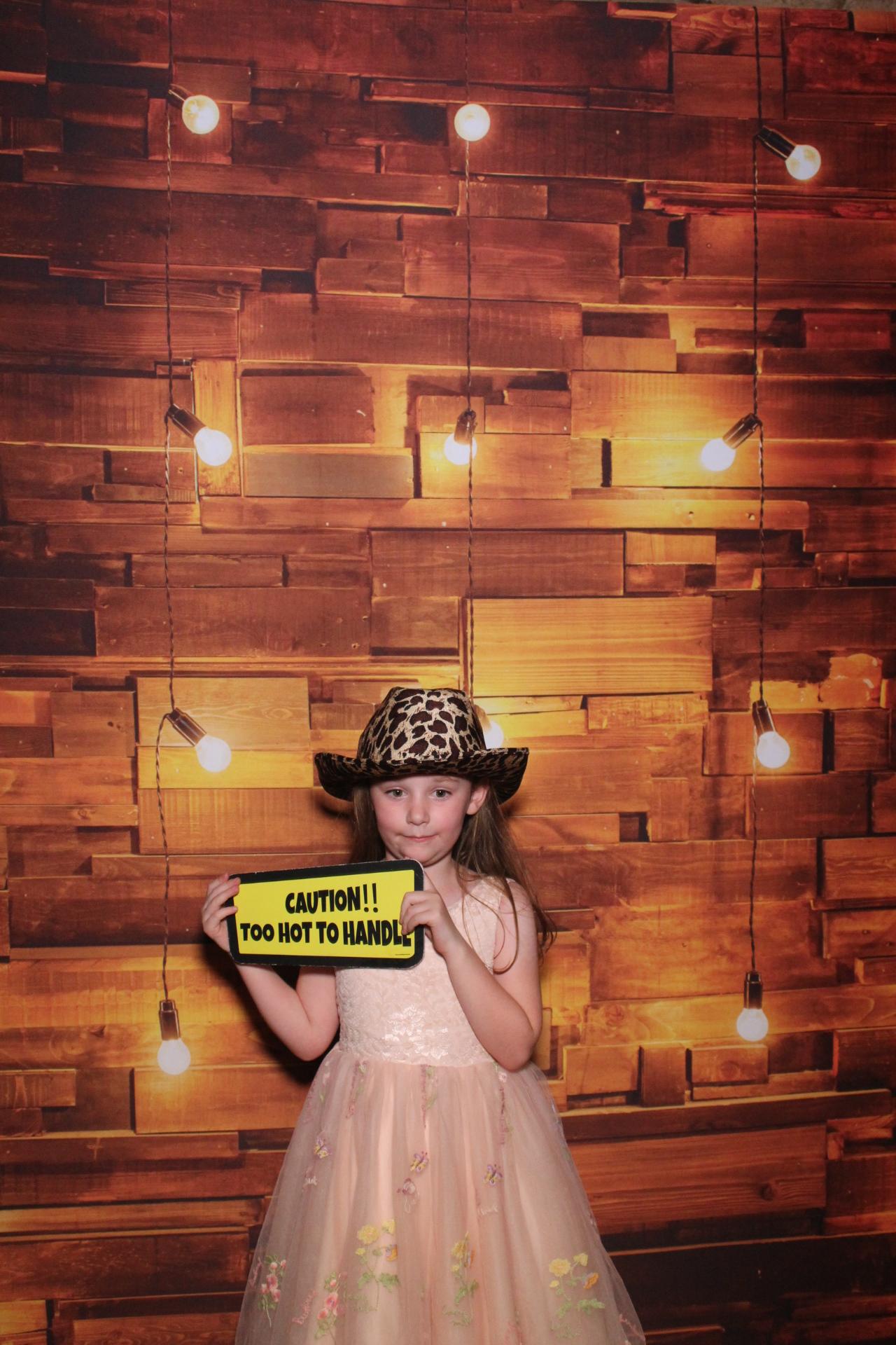 Lucy & Mark  | View more photos from the event at gallery.magicimages.uk/u/MagicImages/Lucy-Mark