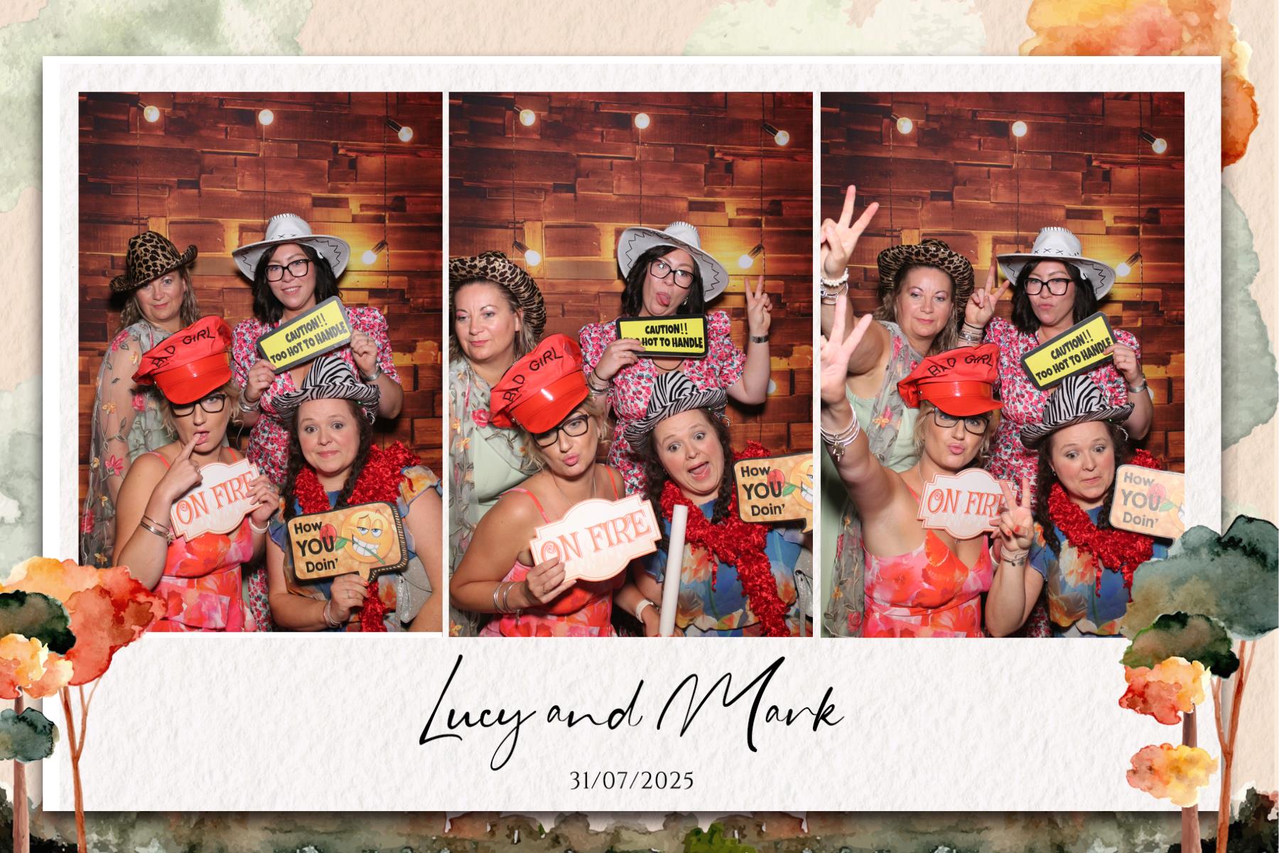 Lucy & Mark  | View more photos from the event at gallery.magicimages.uk/u/MagicImages/Lucy-Mark