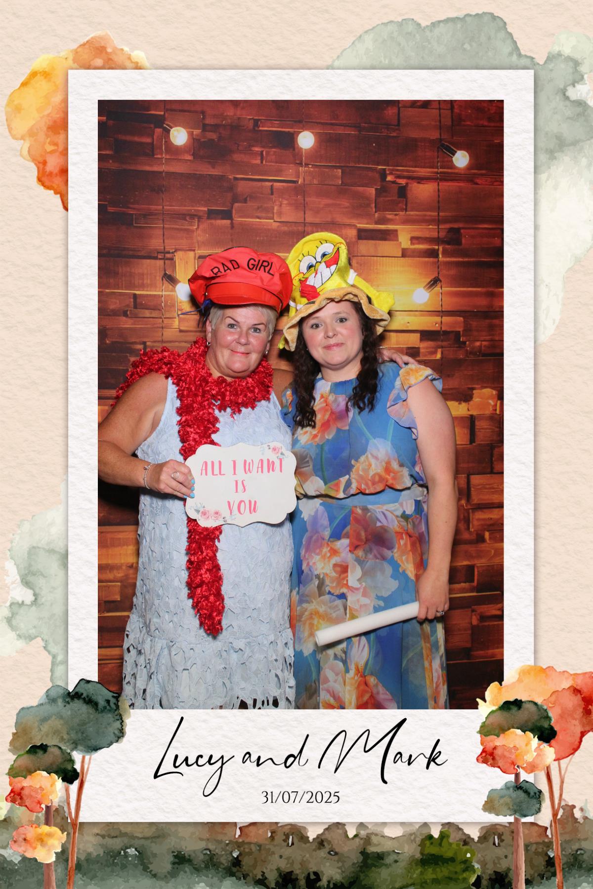 Lucy & Mark  | View more photos from the event at gallery.magicimages.uk/u/MagicImages/Lucy-Mark