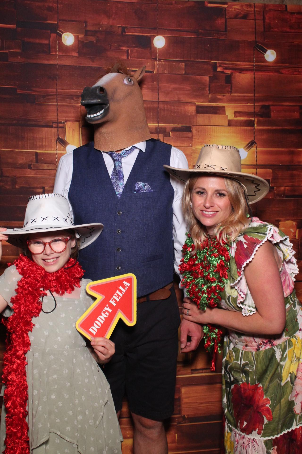 Lucy & Mark  | View more photos from the event at gallery.magicimages.uk/u/MagicImages/Lucy-Mark