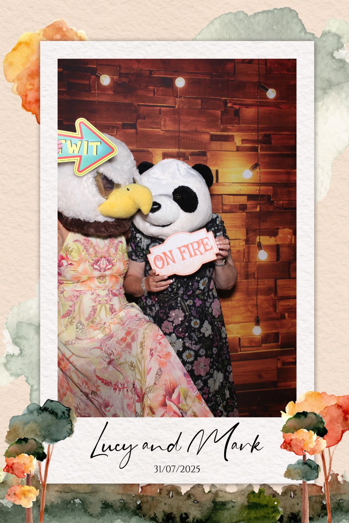 Lucy & Mark  | View more photos from the event at gallery.magicimages.uk/u/MagicImages/Lucy-Mark