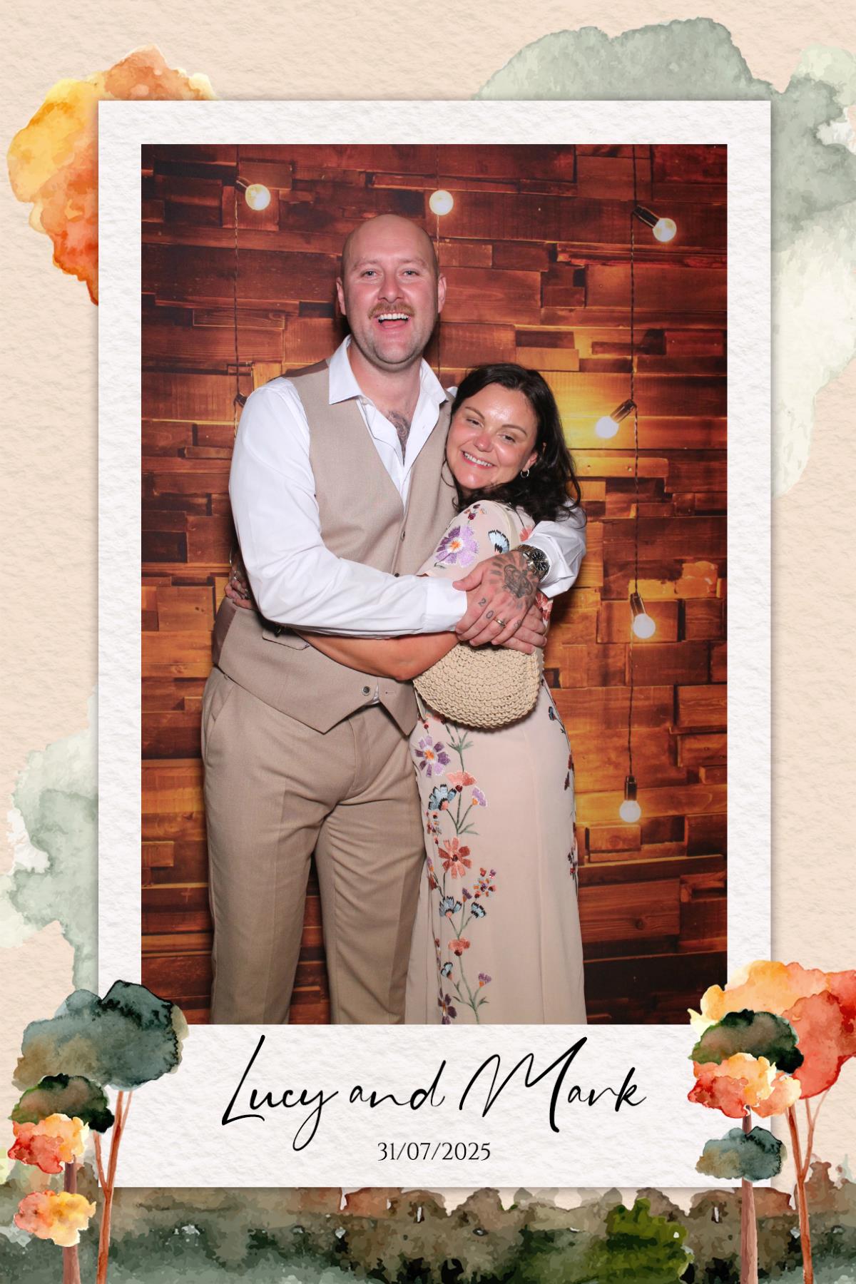 Lucy & Mark  | View more photos from the event at gallery.magicimages.uk/u/MagicImages/Lucy-Mark