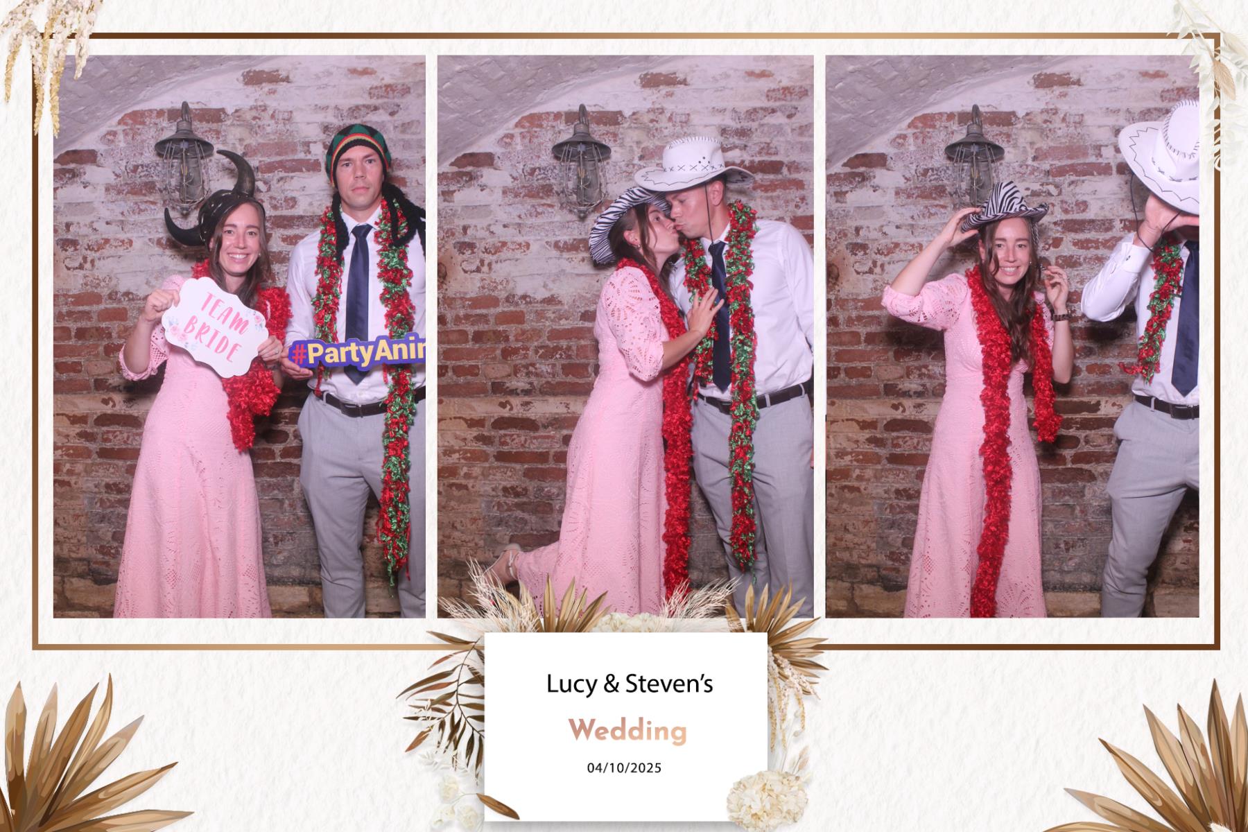 Lucy & Steven  | View more photos from the event at gallery.magicimages.uk/u/MagicImages/Lucy-Steven