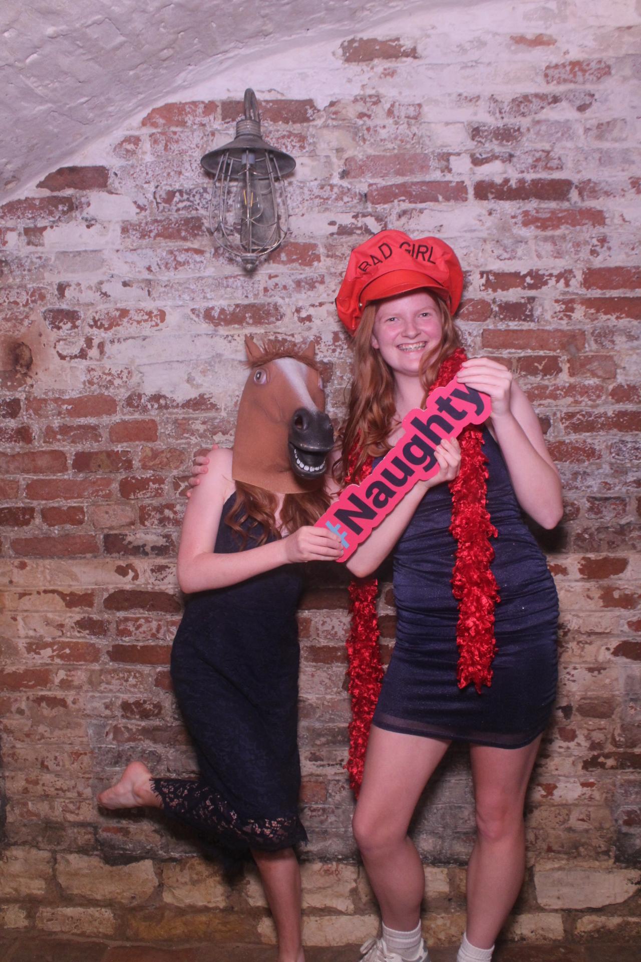 Lucy & Steven  | View more photos from the event at gallery.magicimages.uk/u/MagicImages/Lucy-Steven