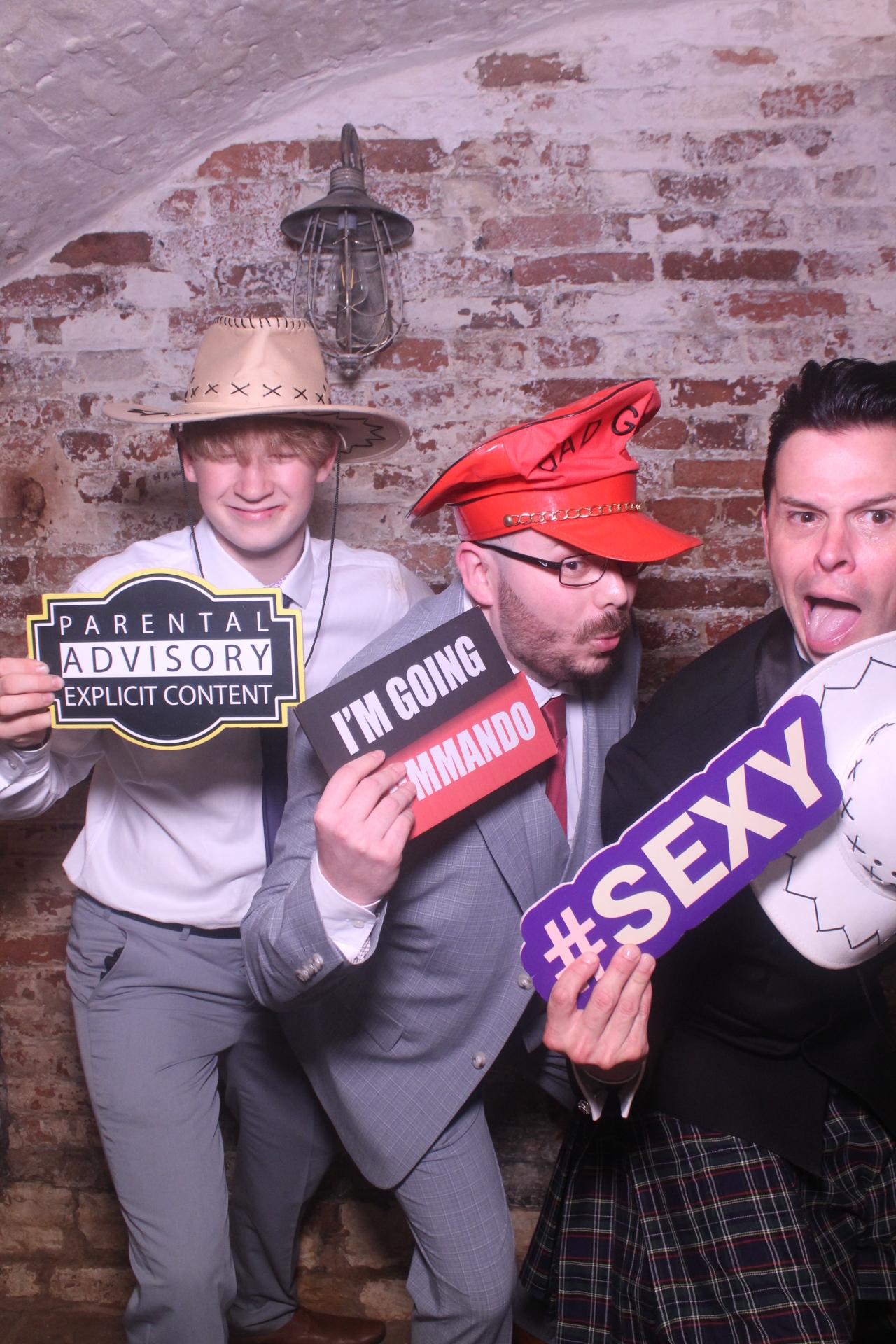 Lucy & Steven  | View more photos from the event at gallery.magicimages.uk/u/MagicImages/Lucy-Steven