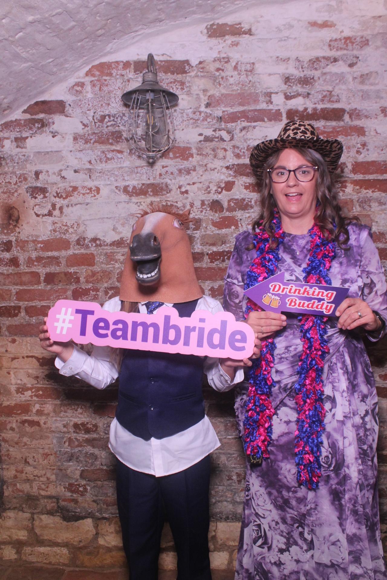 Lucy & Steven  | View more photos from the event at gallery.magicimages.uk/u/MagicImages/Lucy-Steven