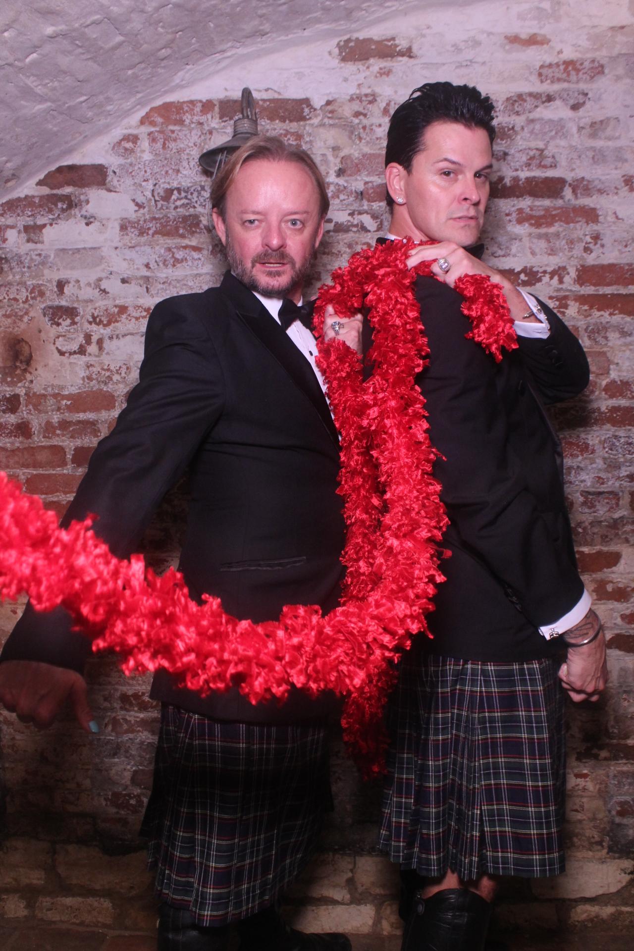 Lucy & Steven  | View more photos from the event at gallery.magicimages.uk/u/MagicImages/Lucy-Steven