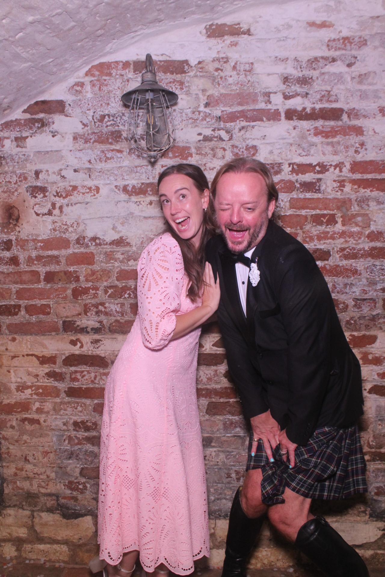 Lucy & Steven  | View more photos from the event at gallery.magicimages.uk/u/MagicImages/Lucy-Steven